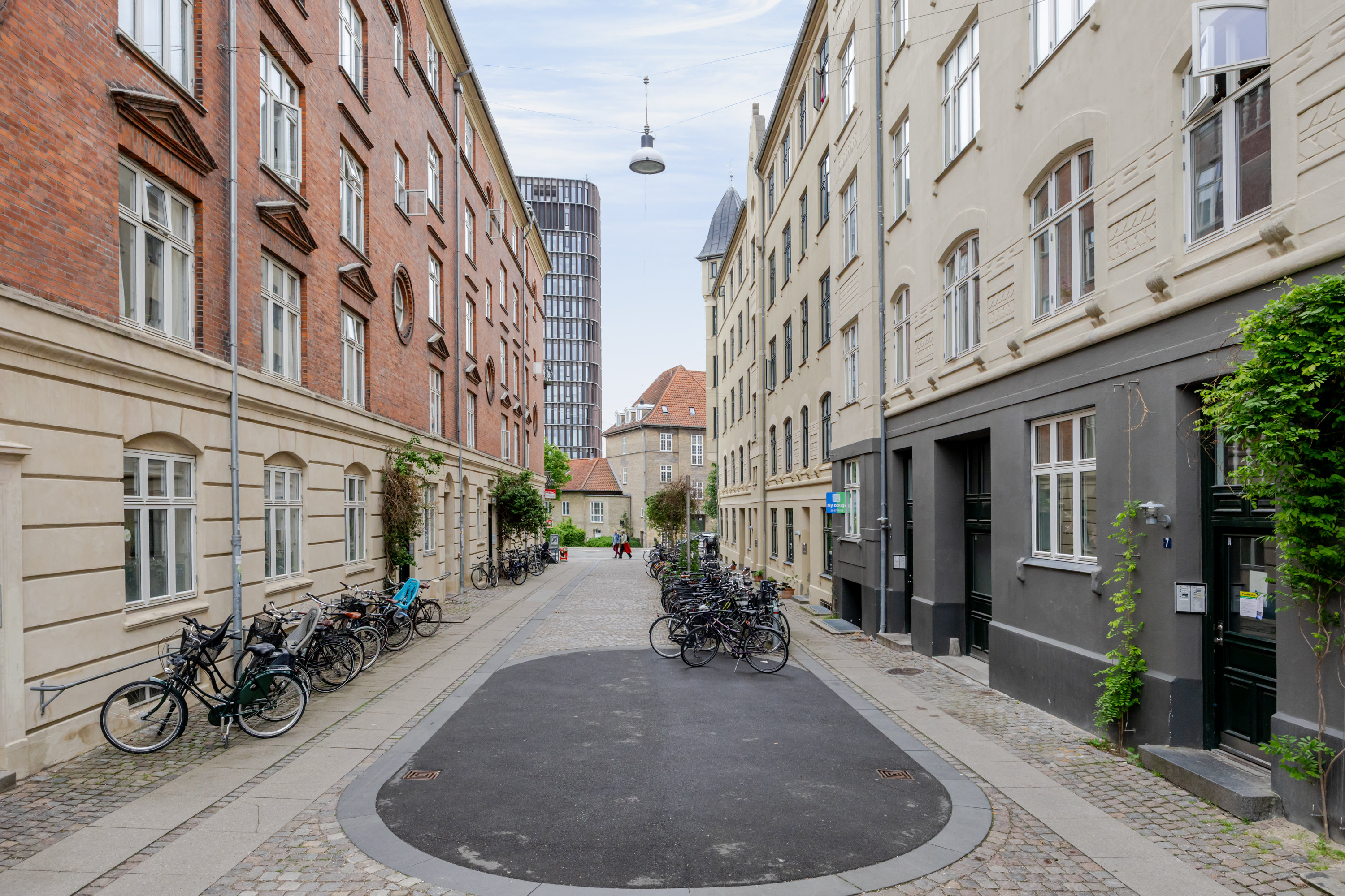Fremhævet andet billede i fuldskærmstilstand. Billede af Nørre Sideallé 5, st., 2200 København N