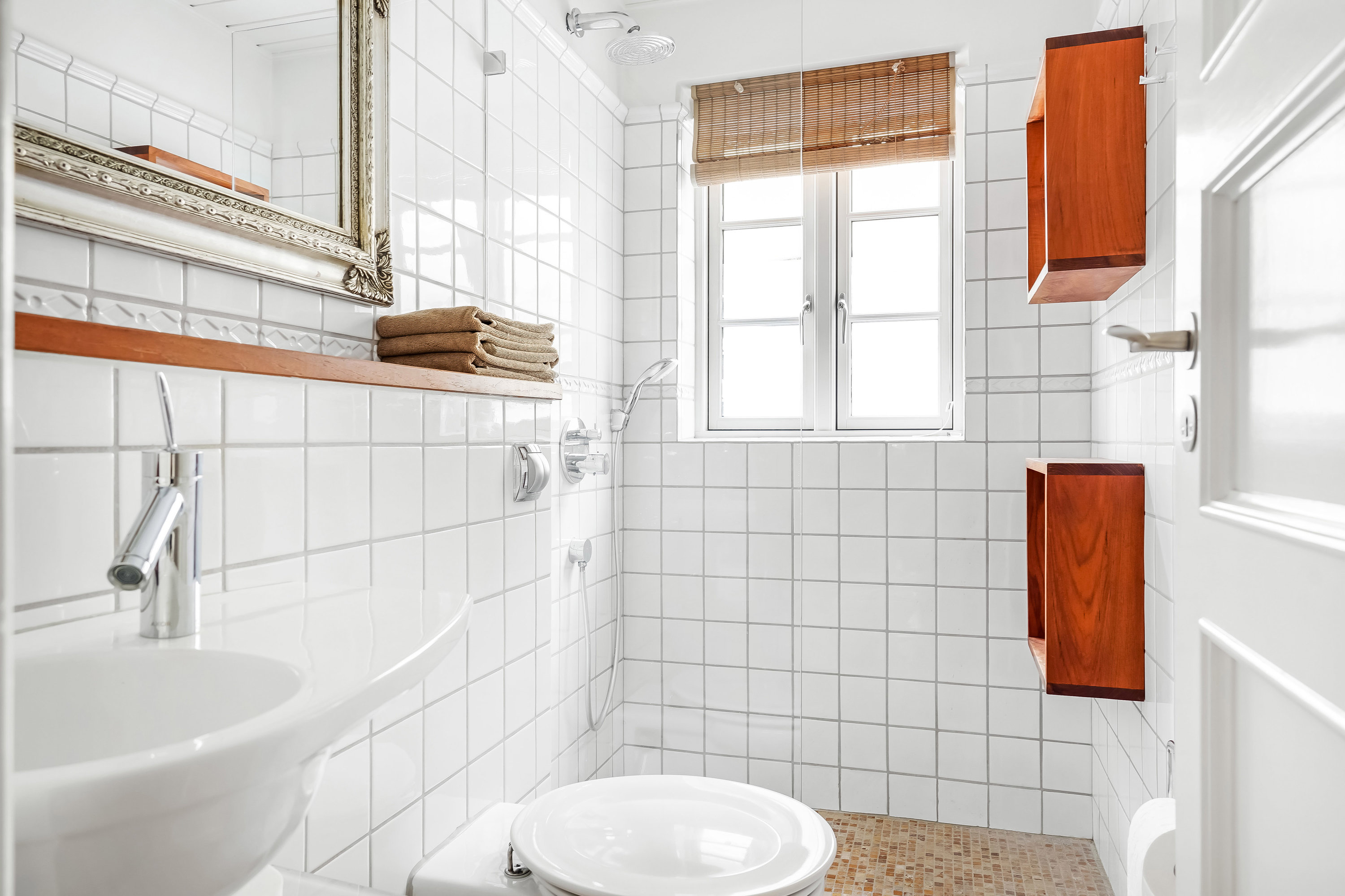 Fremhævet toilet billede i fuldskærmstilstand. Billede af Overstræde 5, 5000 Odense C