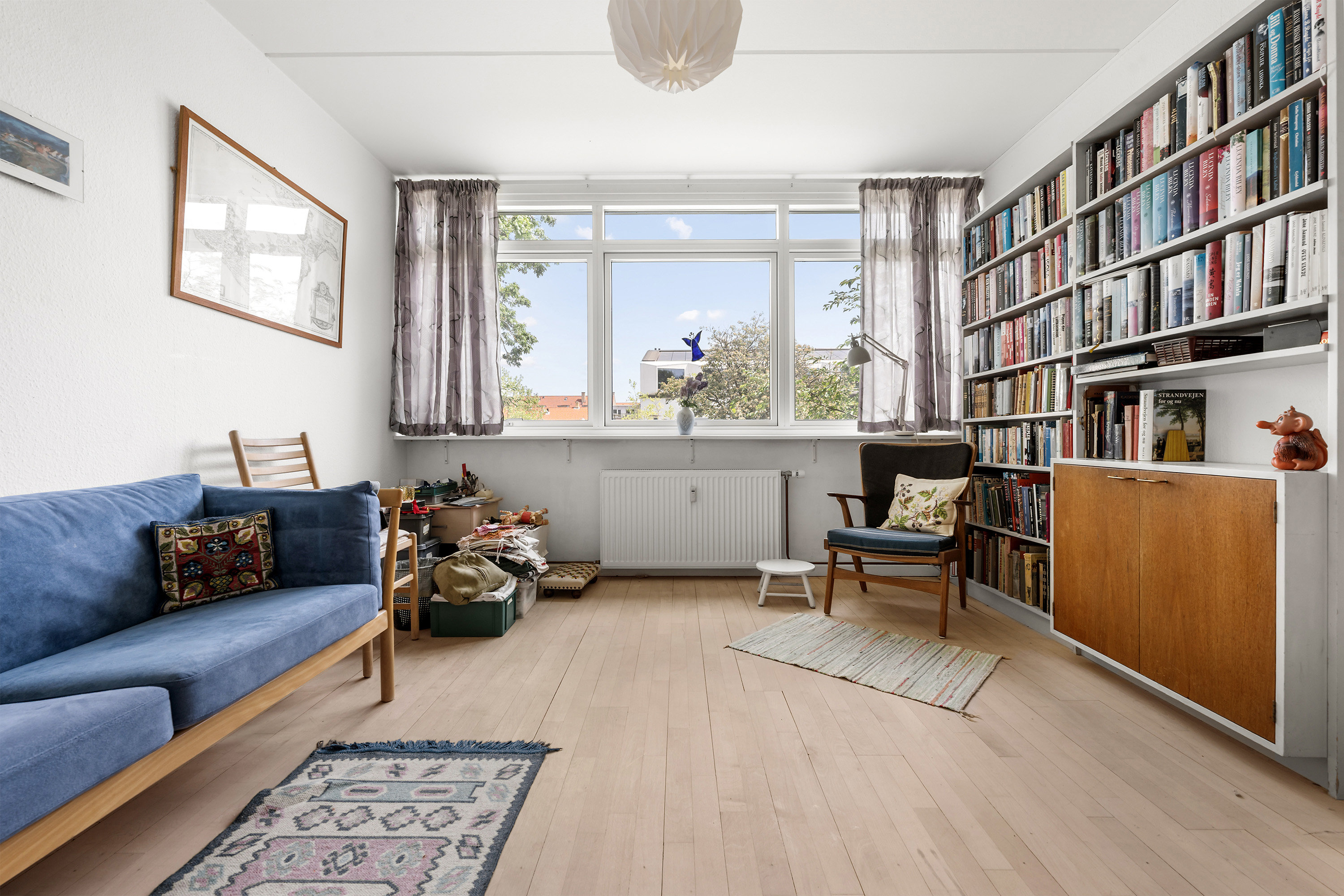 Fremhævet stue billede i fuldskærmstilstand. Billede af Kammerrådensvej 11, st.. th., 2970 Hørsholm