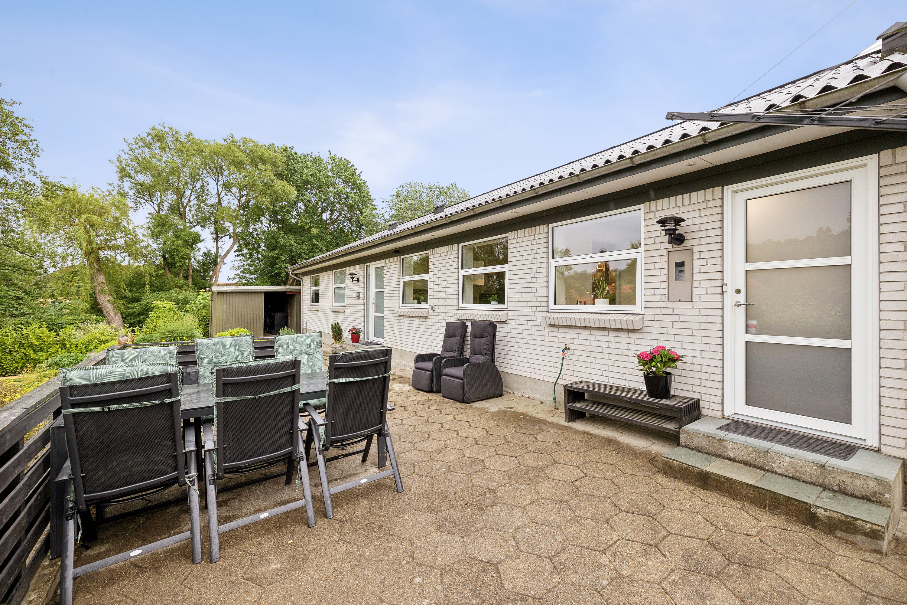 Fremhævet terrasse billede i fuldskærmstilstand. Billede af Engvej 17, 9500 Hobro