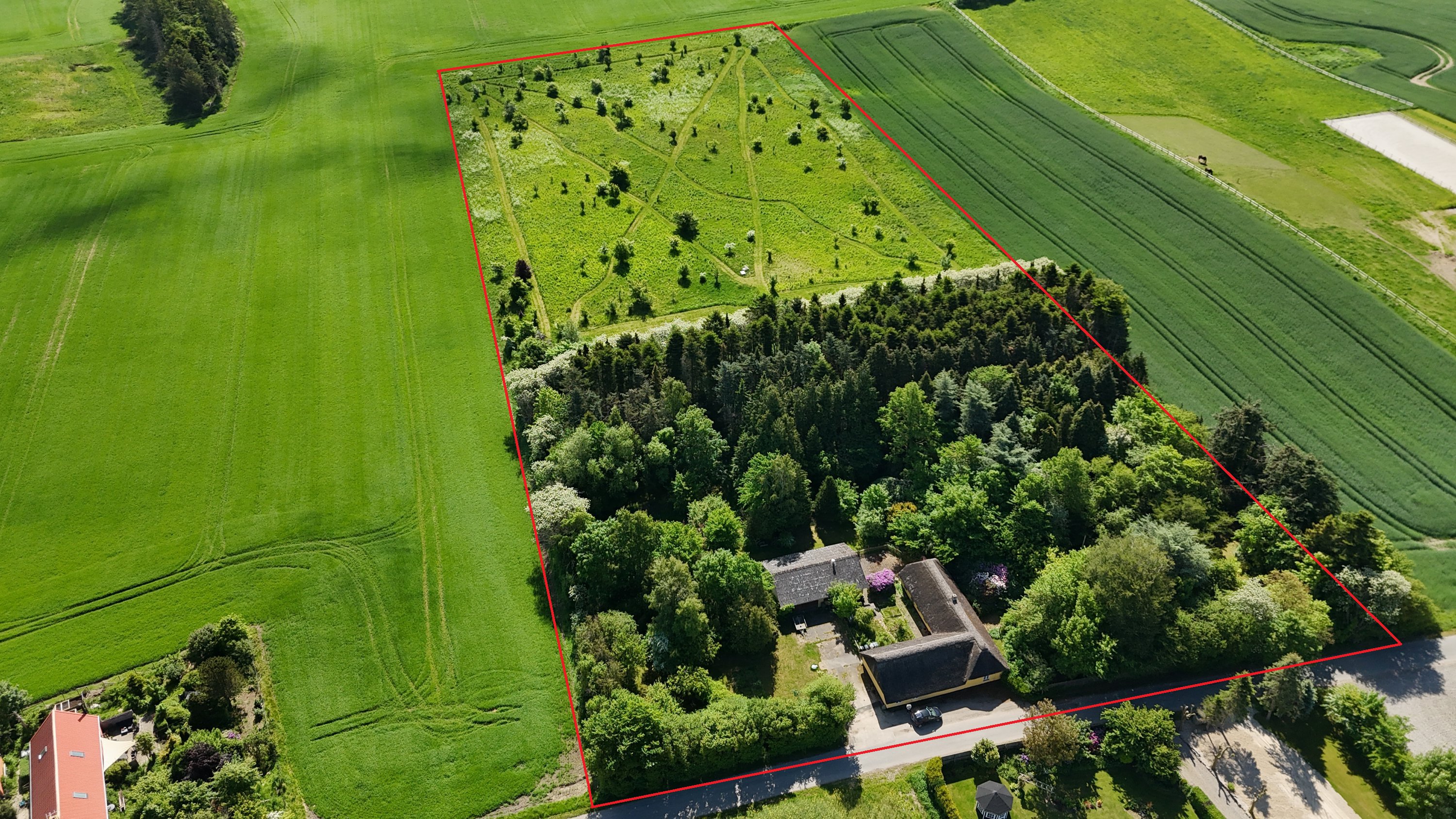 Fremhævet  billede i fuldskærmstilstand. Billede af Hedevej 8, Knejsted, 8970 Havndal