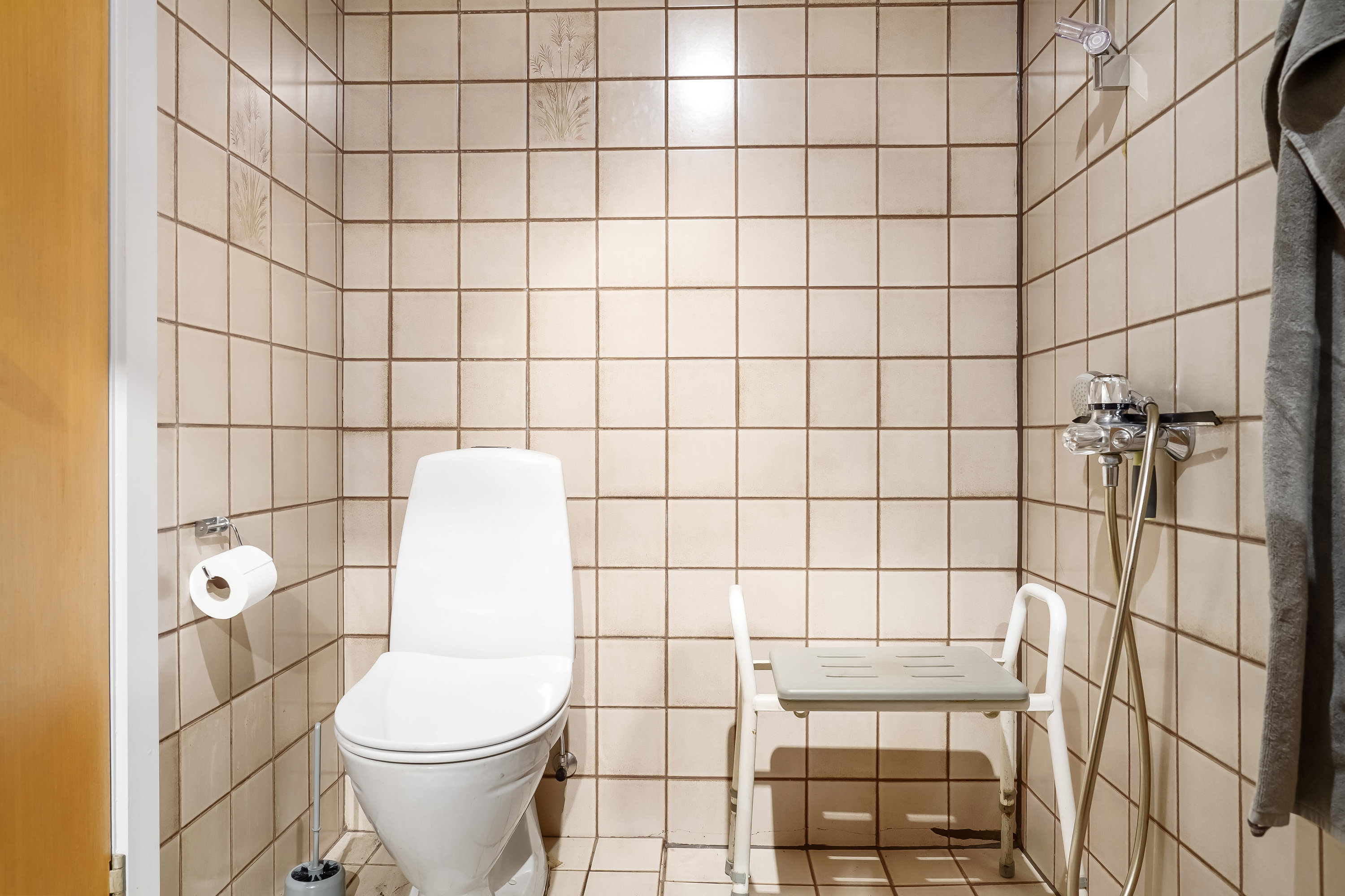 Fremhævet toilet billede i fuldskærmstilstand. Billede af Smedegade 19D, Sdr Vissing, 8740 Brædstrup