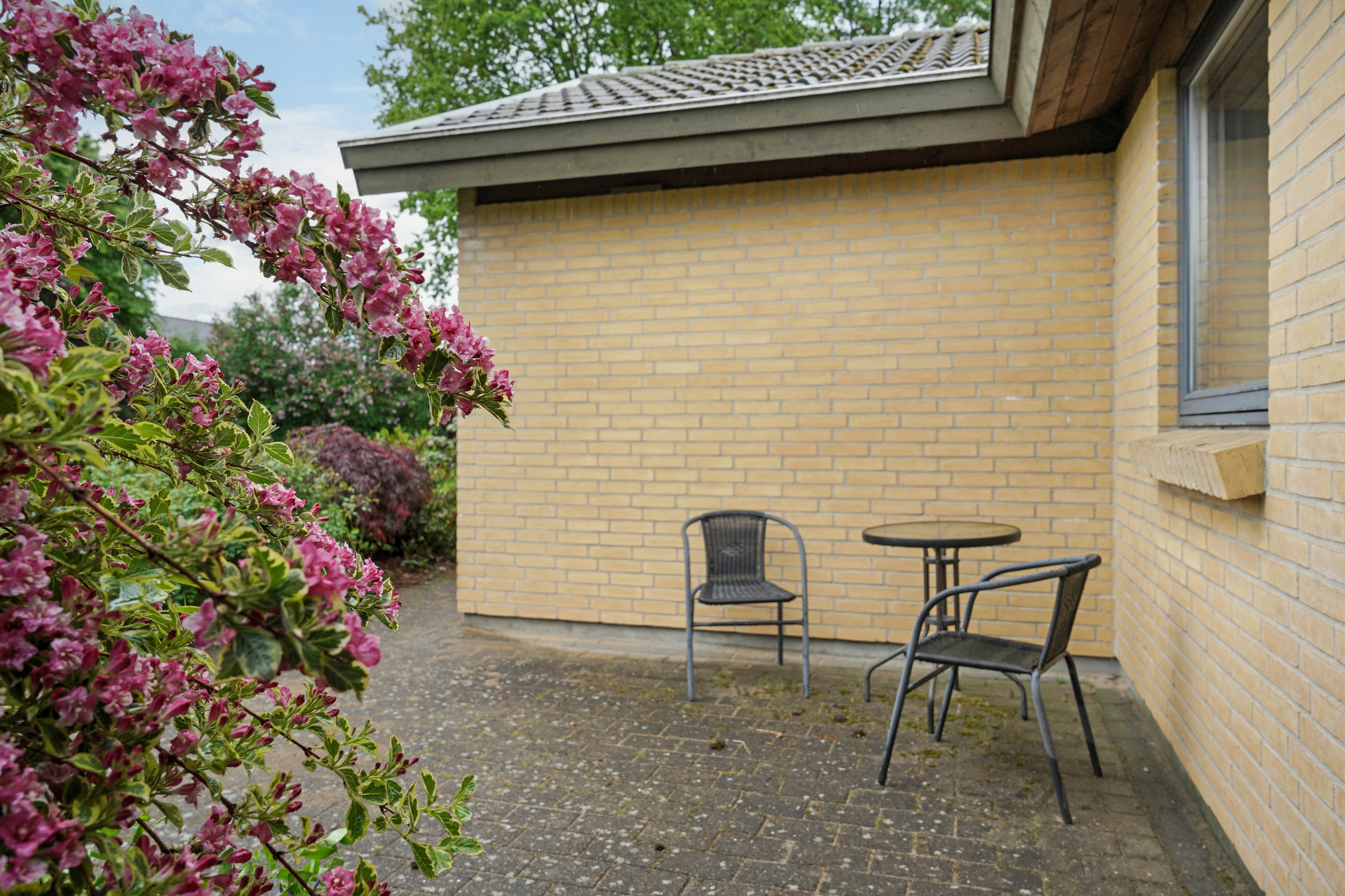 Fremhævet terrasse billede i fuldskærmstilstand. Billede af Eskelunden 35, 7300 Jelling