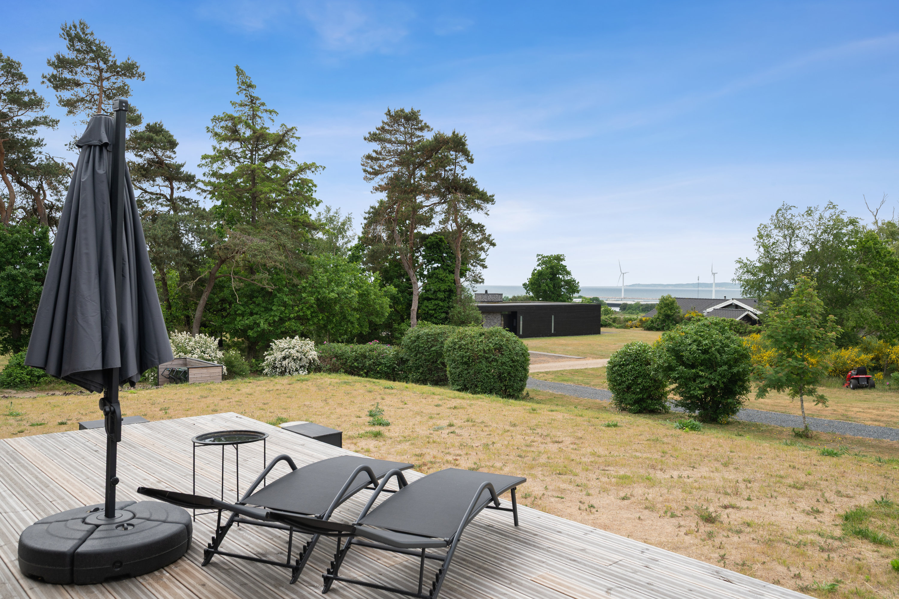 Fremhævet terrasse billede i fuldskærmstilstand. Billede af Akacievej 9, Øer, 8400 Ebeltoft