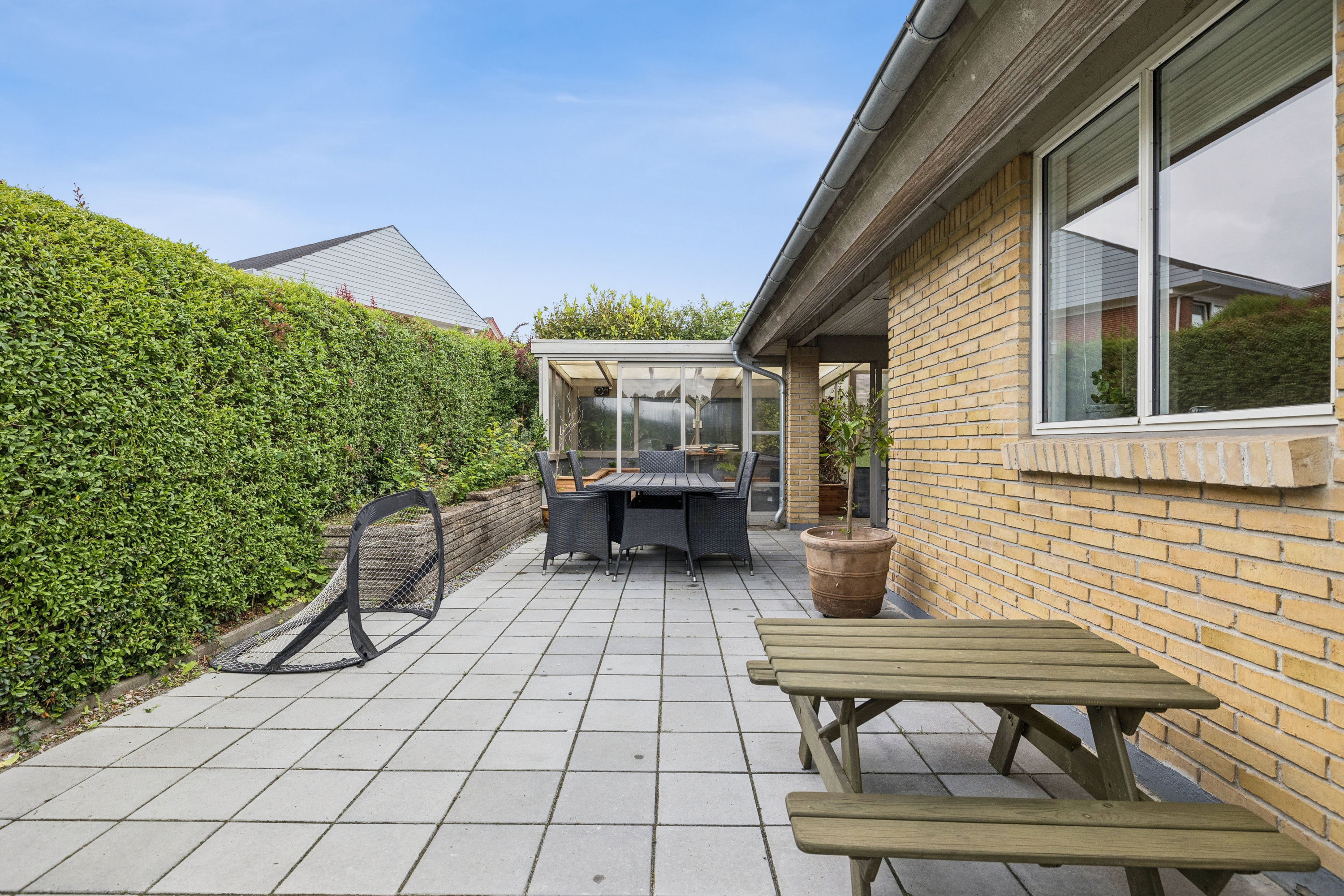 Fremhævet terrasse billede i fuldskærmstilstand. Billede af Engtoften 6, Virring, 8660 Skanderborg