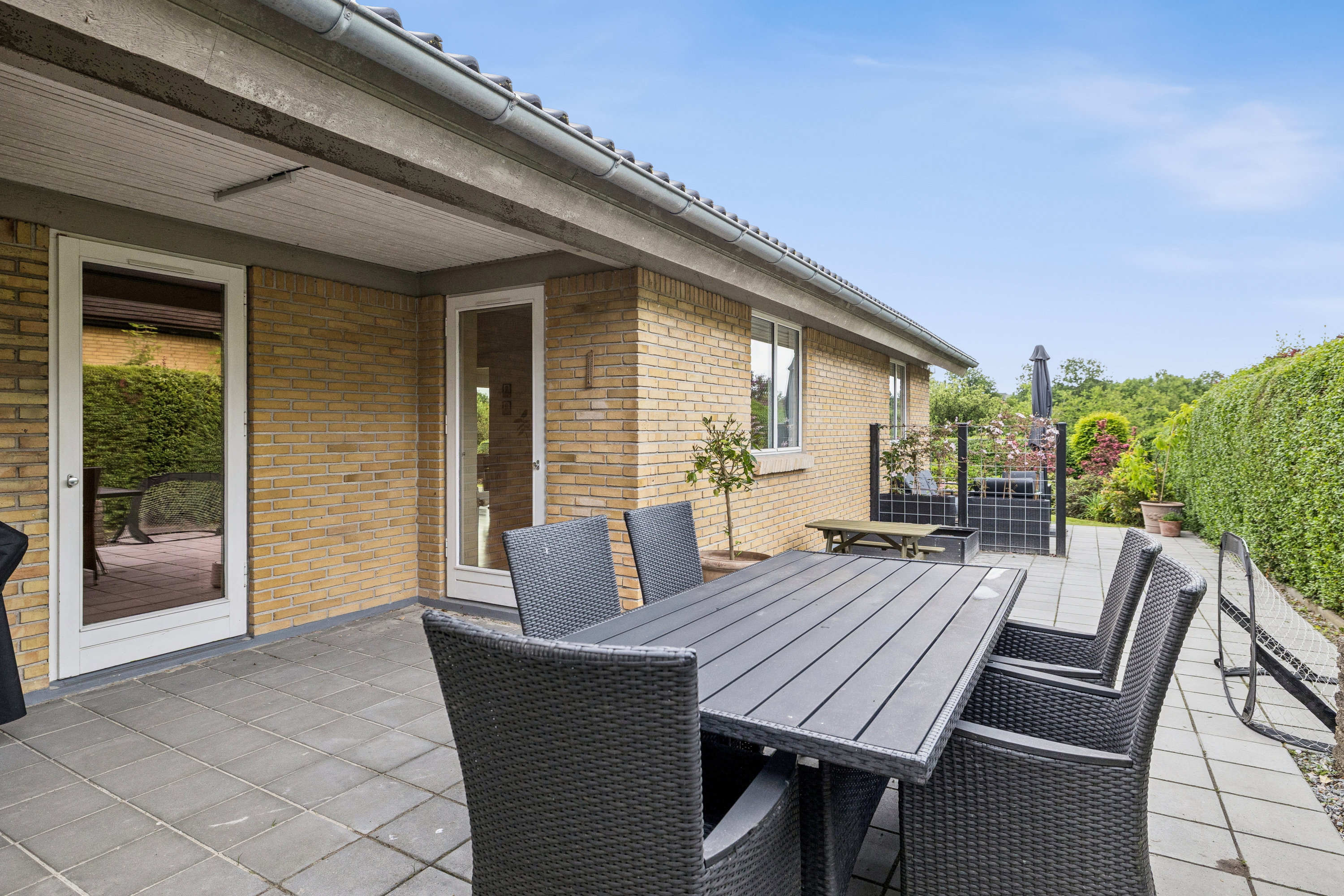 Fremhævet terrasse billede i fuldskærmstilstand. Billede af Engtoften 6, Virring, 8660 Skanderborg