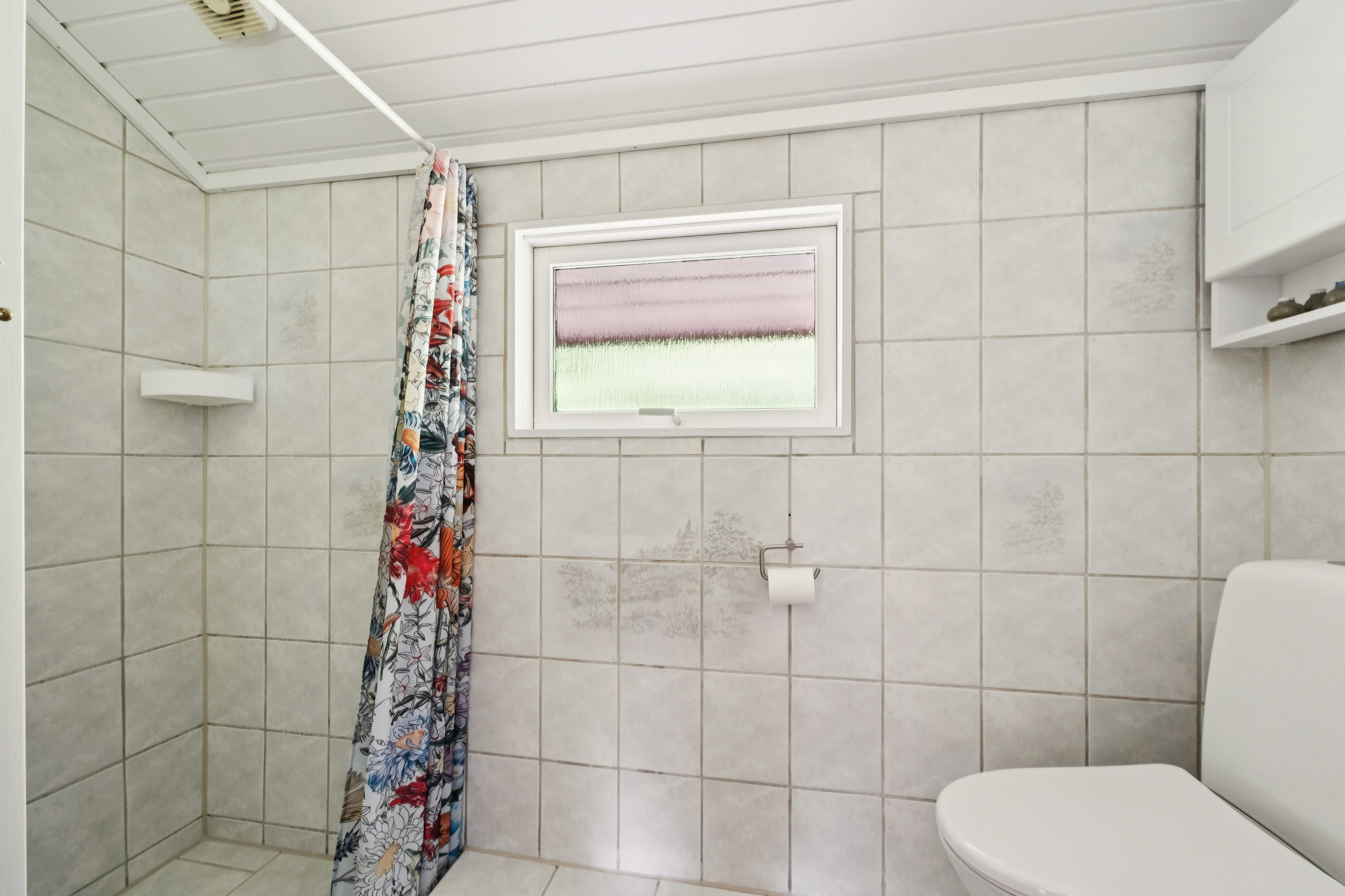 Fremhævet badeværelse billede i fuldskærmstilstand. Billede af Primulavej 16, Bønsvig Str, 4720 Præstø