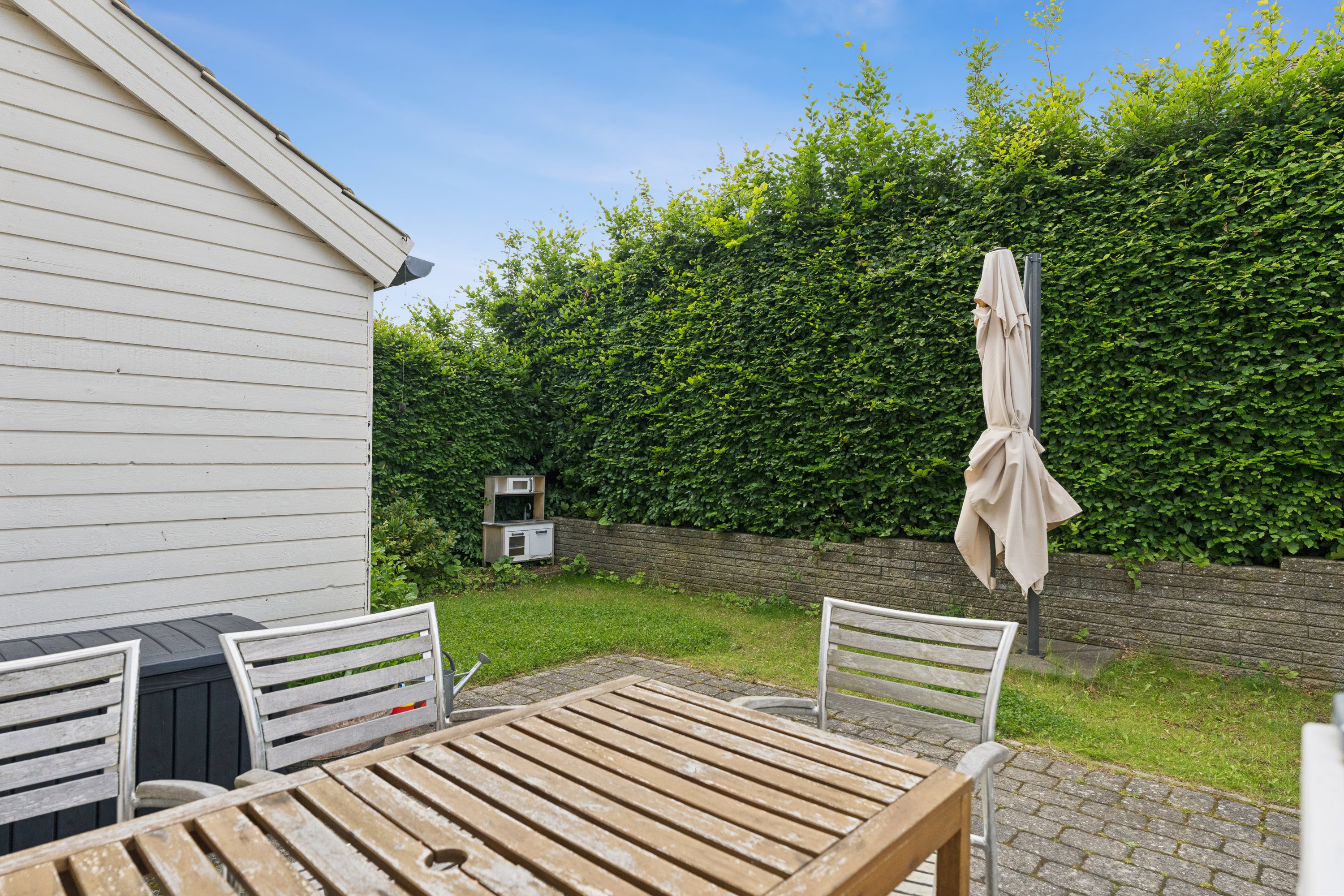 Fremhævet terrasse billede i fuldskærmstilstand. Billede af Skejbygårdsvej 230, 8240 Risskov
