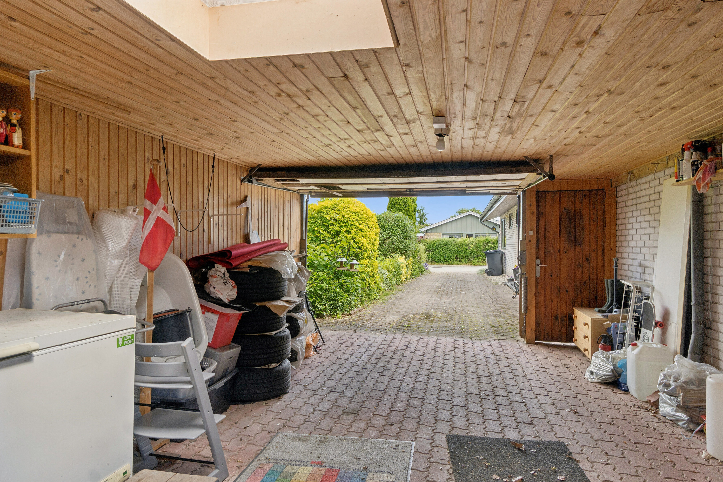 Fremhævet garage billede i fuldskærmstilstand. Billede af Lodager 52, 2620 Albertslund
