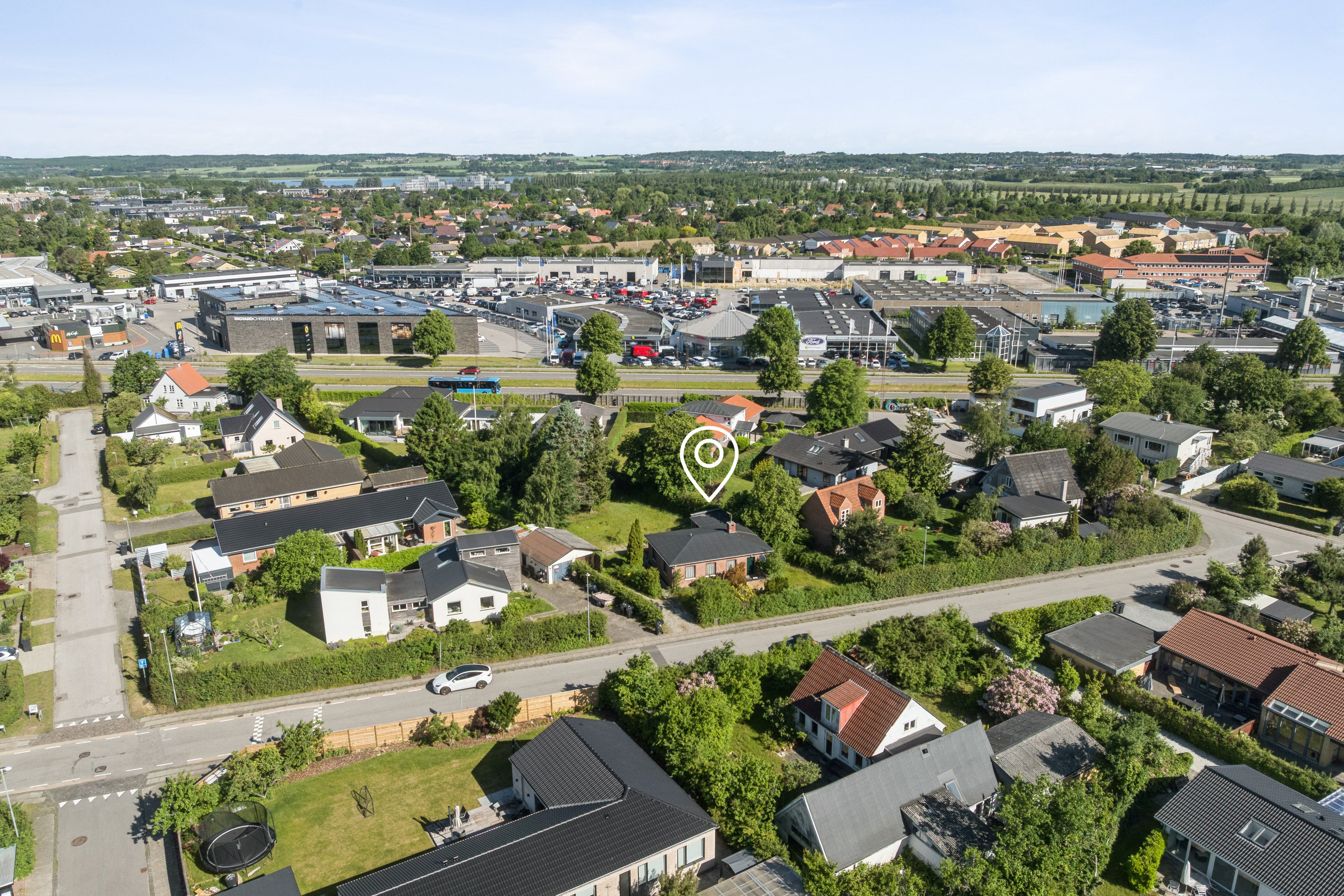 Fremhævet luftfoto billede i fuldskærmstilstand. Billede af Enebærvej 65, 8240 Risskov