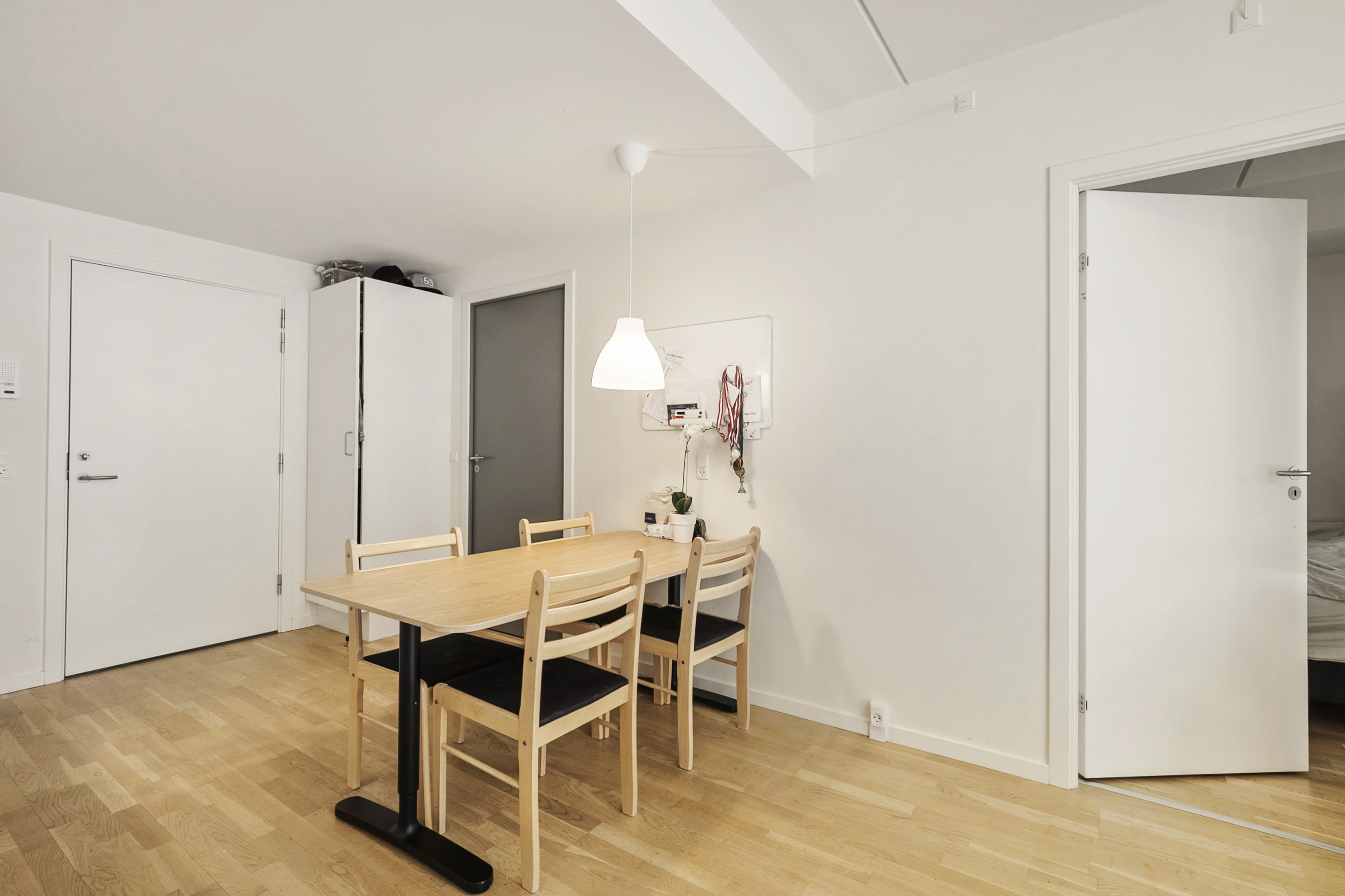 Fremhævet spisekøkken billede i fuldskærmstilstand. Billede af Østre Stationsvej 39A, st.. 2., 5000 Odense C