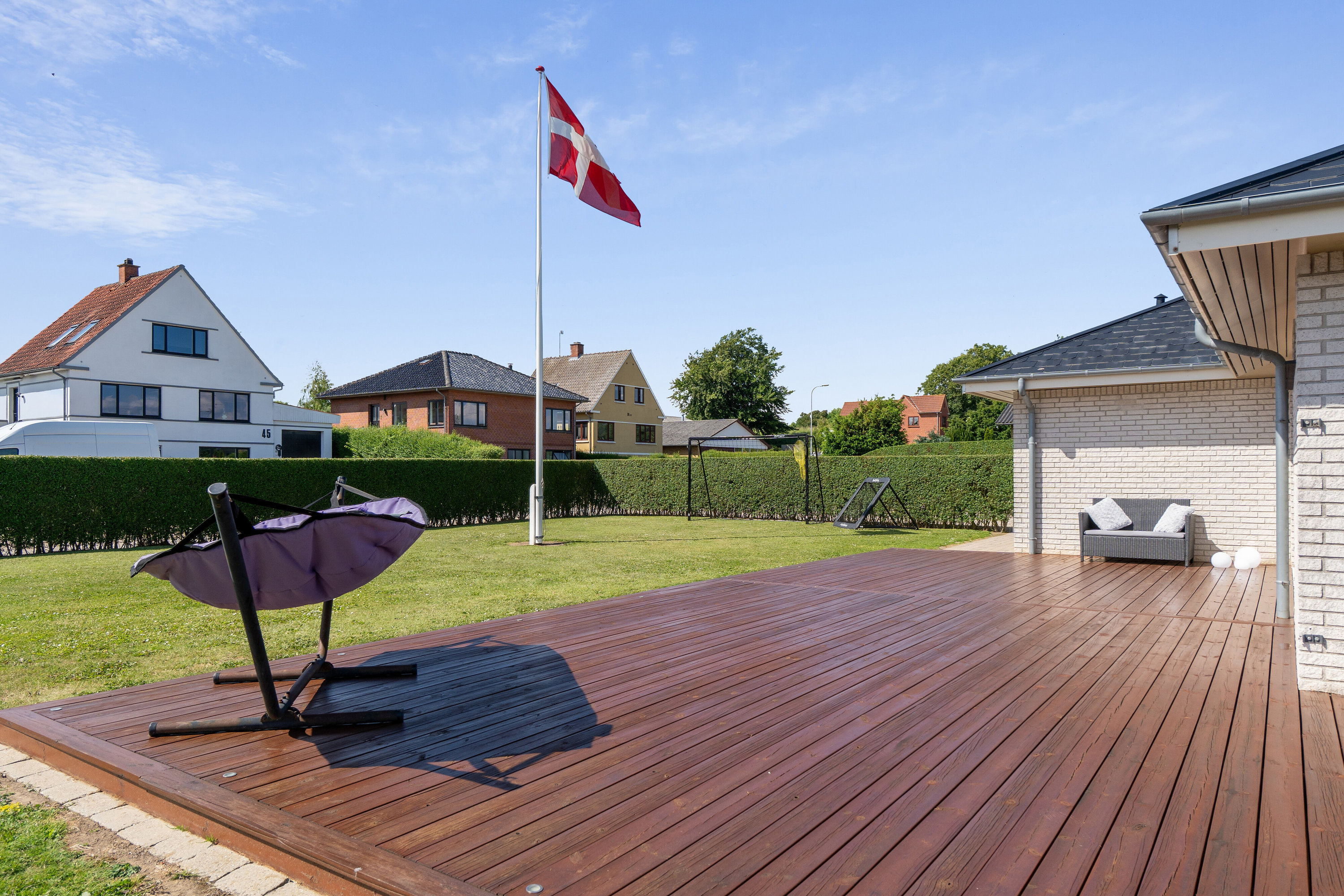Fremhævet terrasse billede i fuldskærmstilstand. Billede af Hovedgaden 52, 5932 Humble