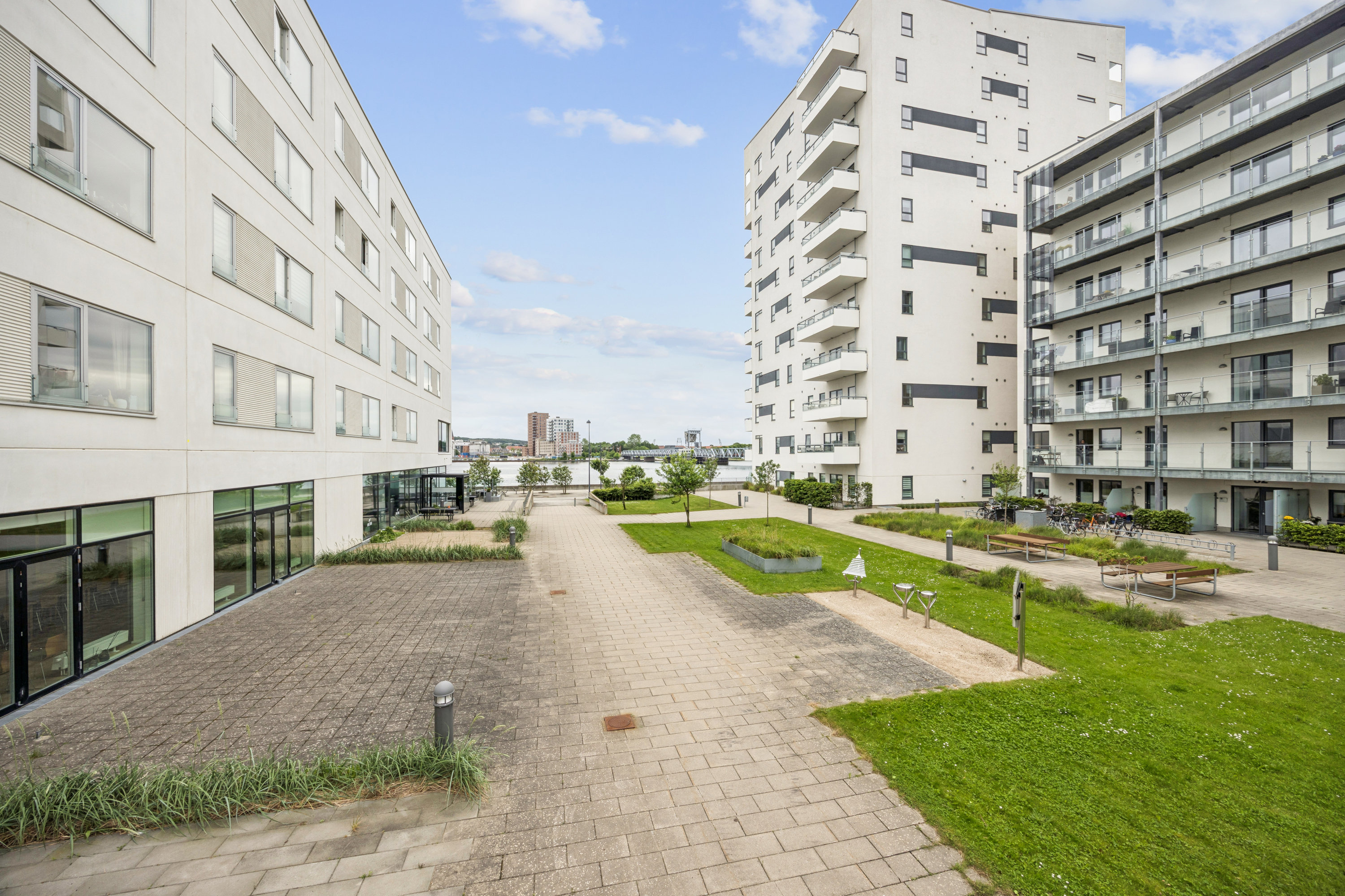 Fremhævet andet billede i fuldskærmstilstand. Billede af Spiesgade 88, 1. 2., 9400 Nørresundby