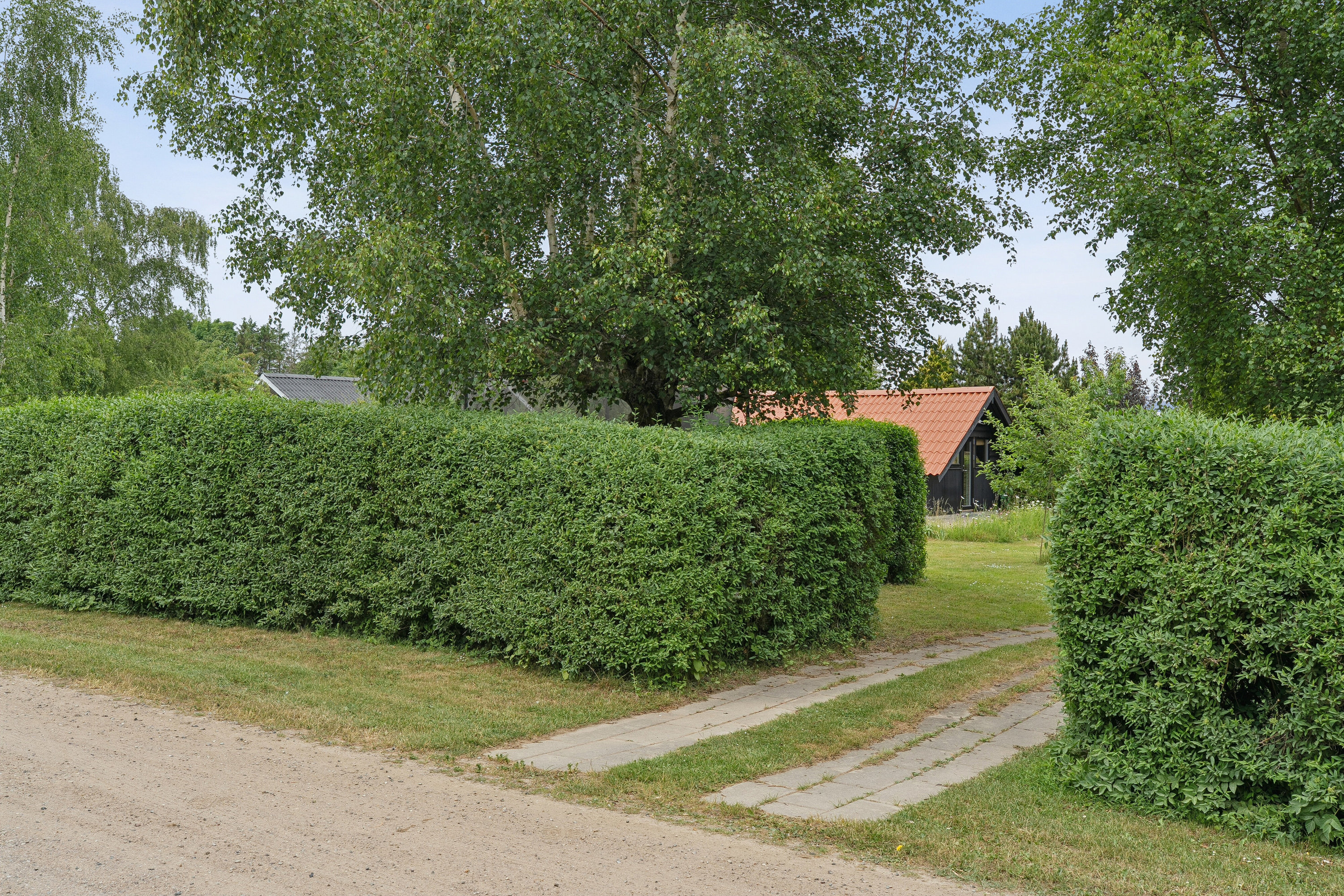 Fremhævet udendørs billede i fuldskærmstilstand. Billede af Lupinvej 3, Bønsvig Str, 4720 Præstø