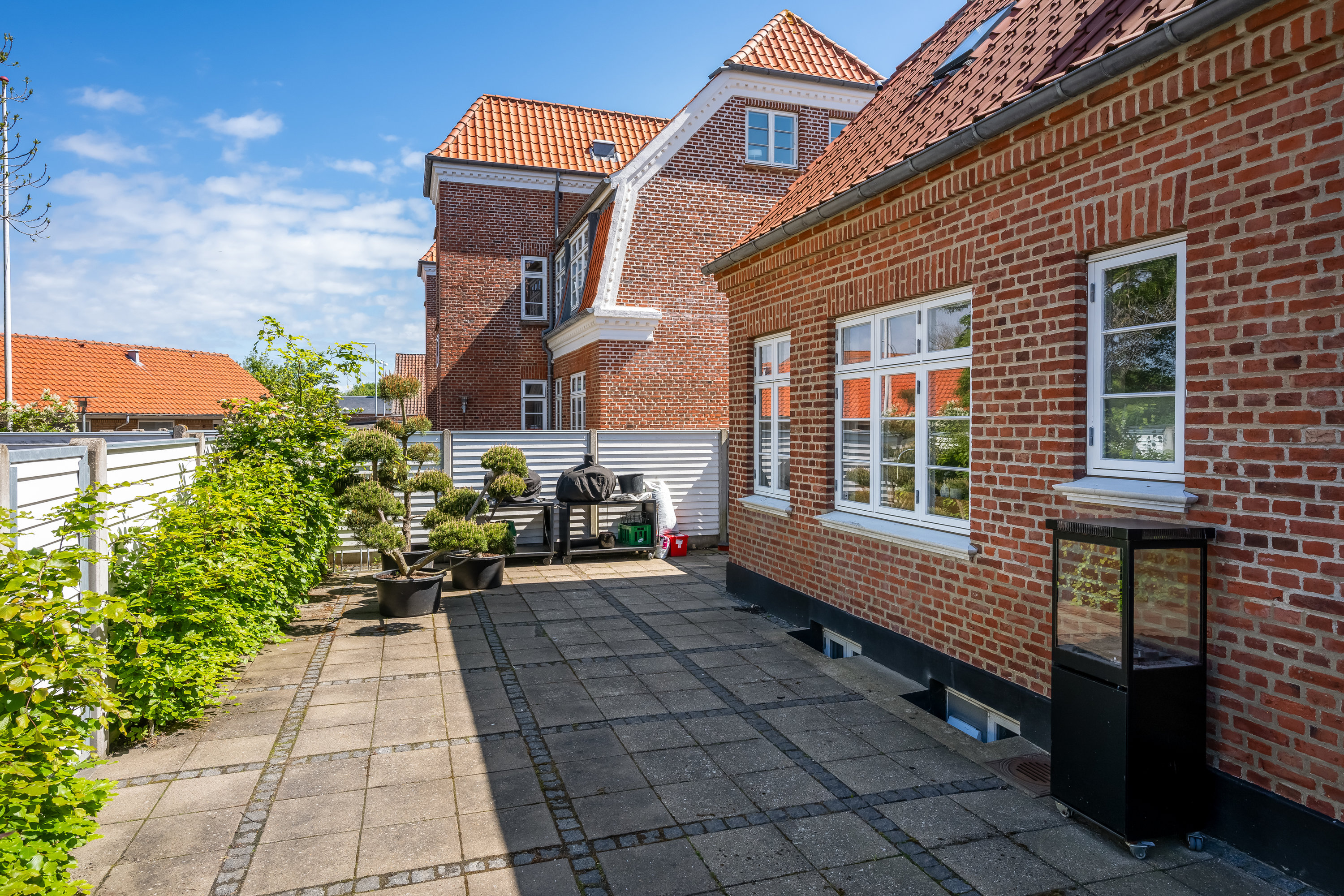 Fremhævet terrasse billede i fuldskærmstilstand. Billede af St Blichers Vej 9, 6950 Ringkøbing