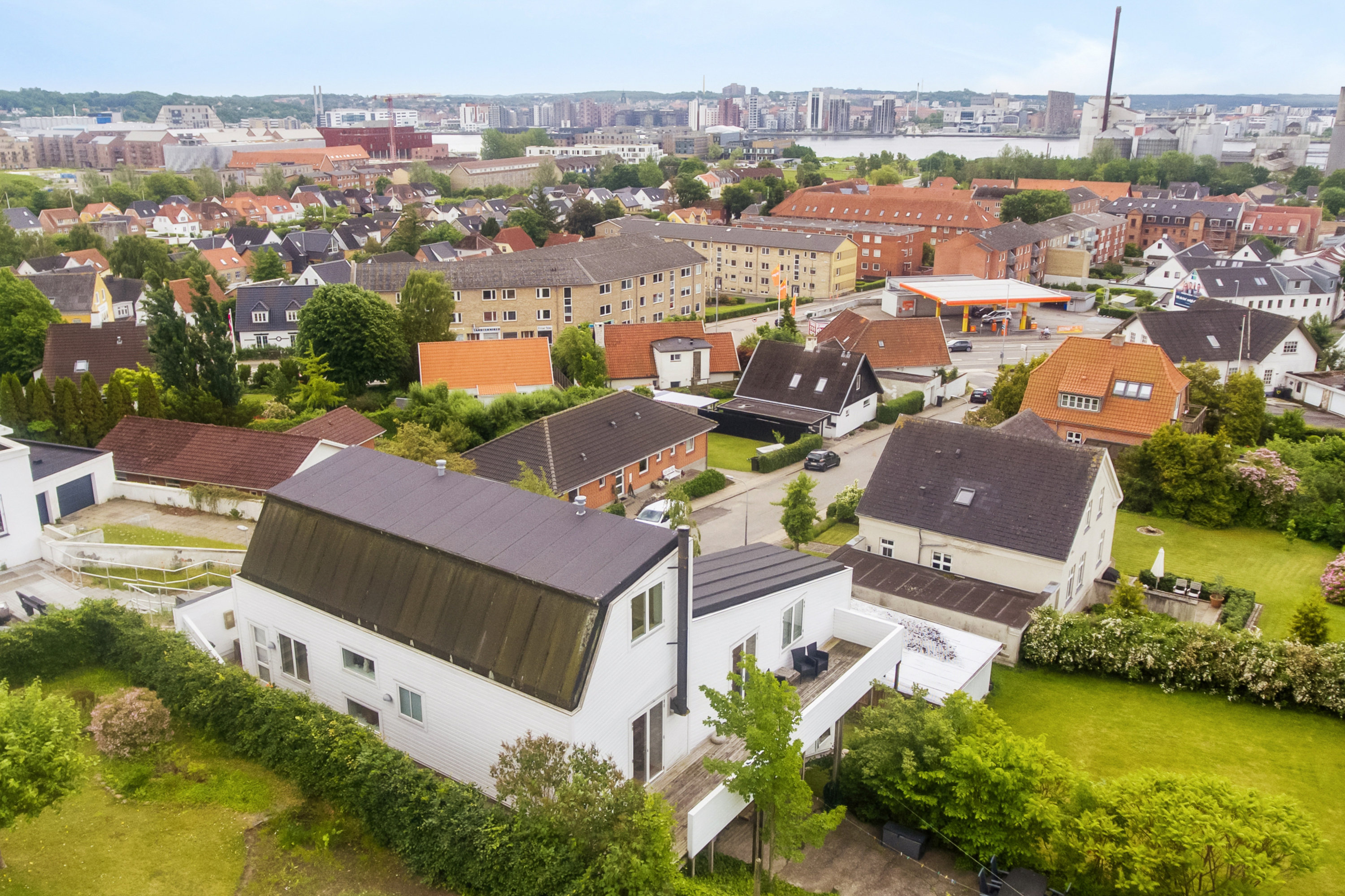 Fremhævet luftfoto billede i fuldskærmstilstand. Billede af Zieglersvej 8, 9400 Nørresundby