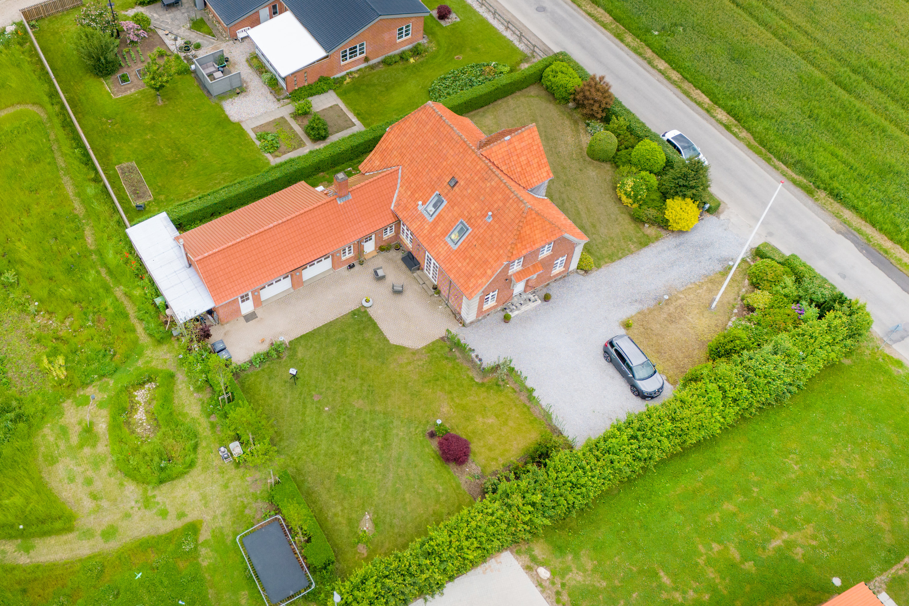 Fremhævet luftfoto billede i fuldskærmstilstand. Billede af Lundbjergvej 3, Gårslev, 7080 Børkop