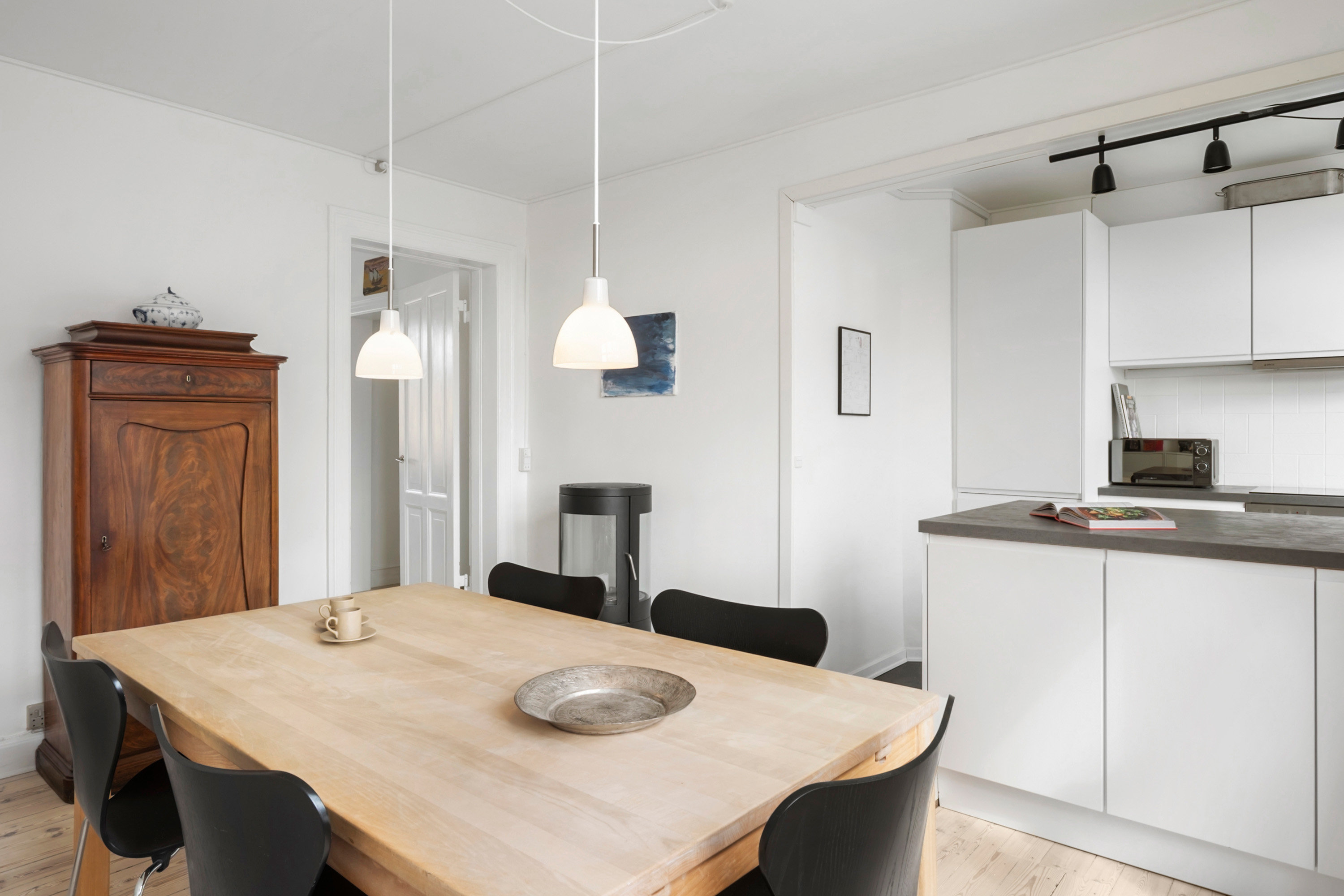 Fremhævet spisestue billede i fuldskærmstilstand. Billede af Stengade 8A, 2. th., 3000 Helsingør