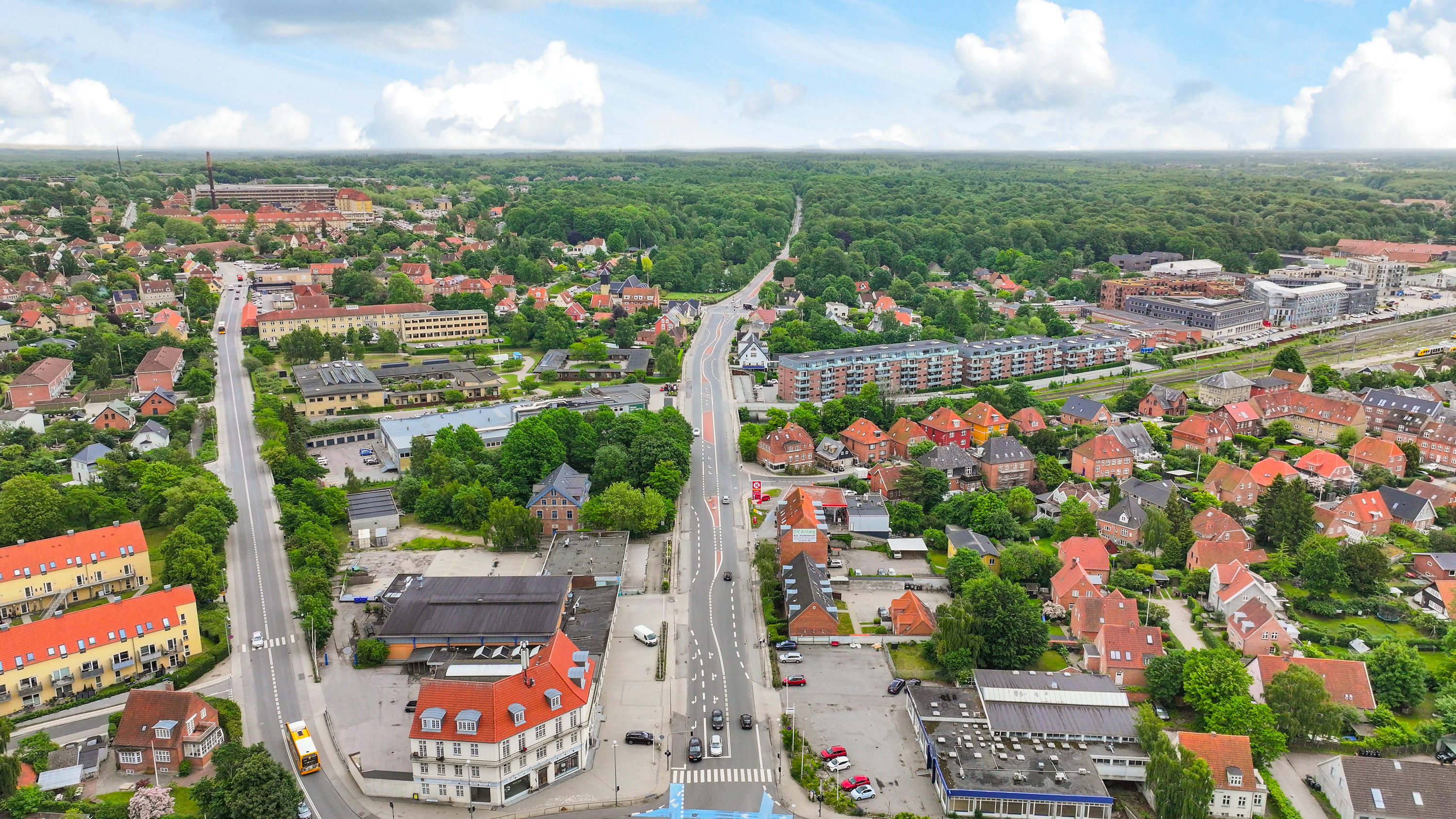 Fremhævet luftfoto billede i fuldskærmstilstand. Billede af Københavnsvej 6F, 3400 Hillerød