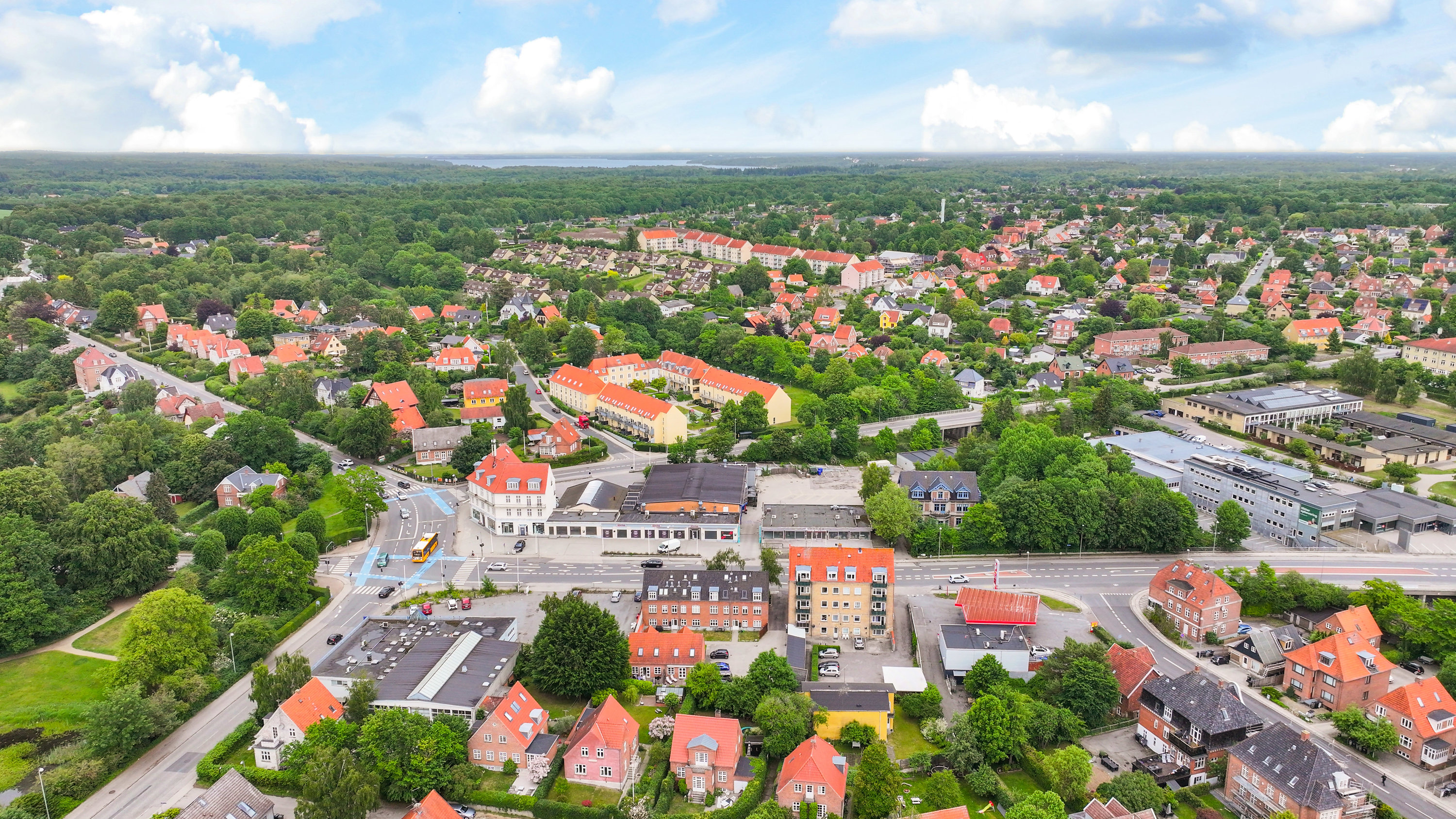 Fremhævet luftfoto billede i fuldskærmstilstand. Billede af Københavnsvej 6F, 3400 Hillerød
