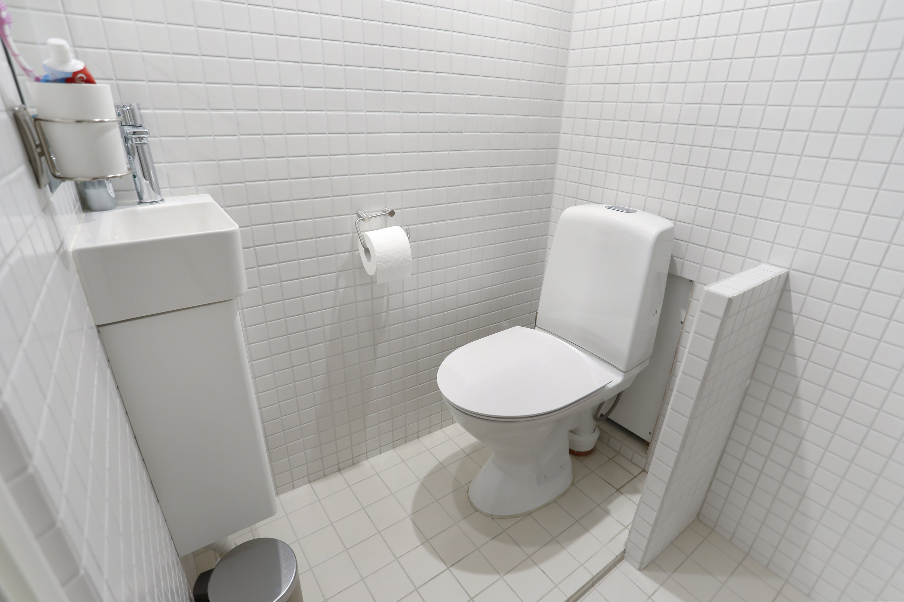 Fremhævet toilet billede i fuldskærmstilstand. Billede af Portlandsvej 21, 2300 København S
