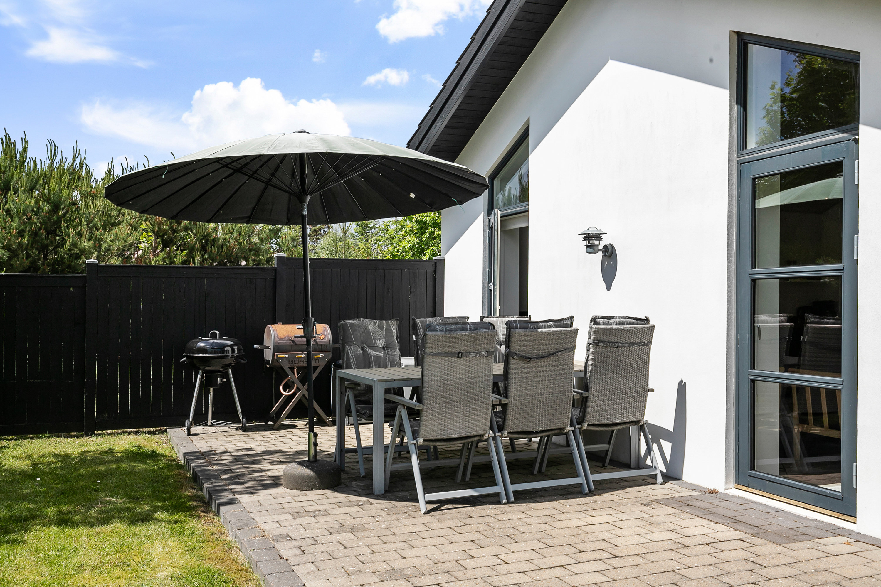 Fremhævet terrasse billede i fuldskærmstilstand. Billede af Dalstien 20, Thorupstrand, 9690 Fjerritslev
