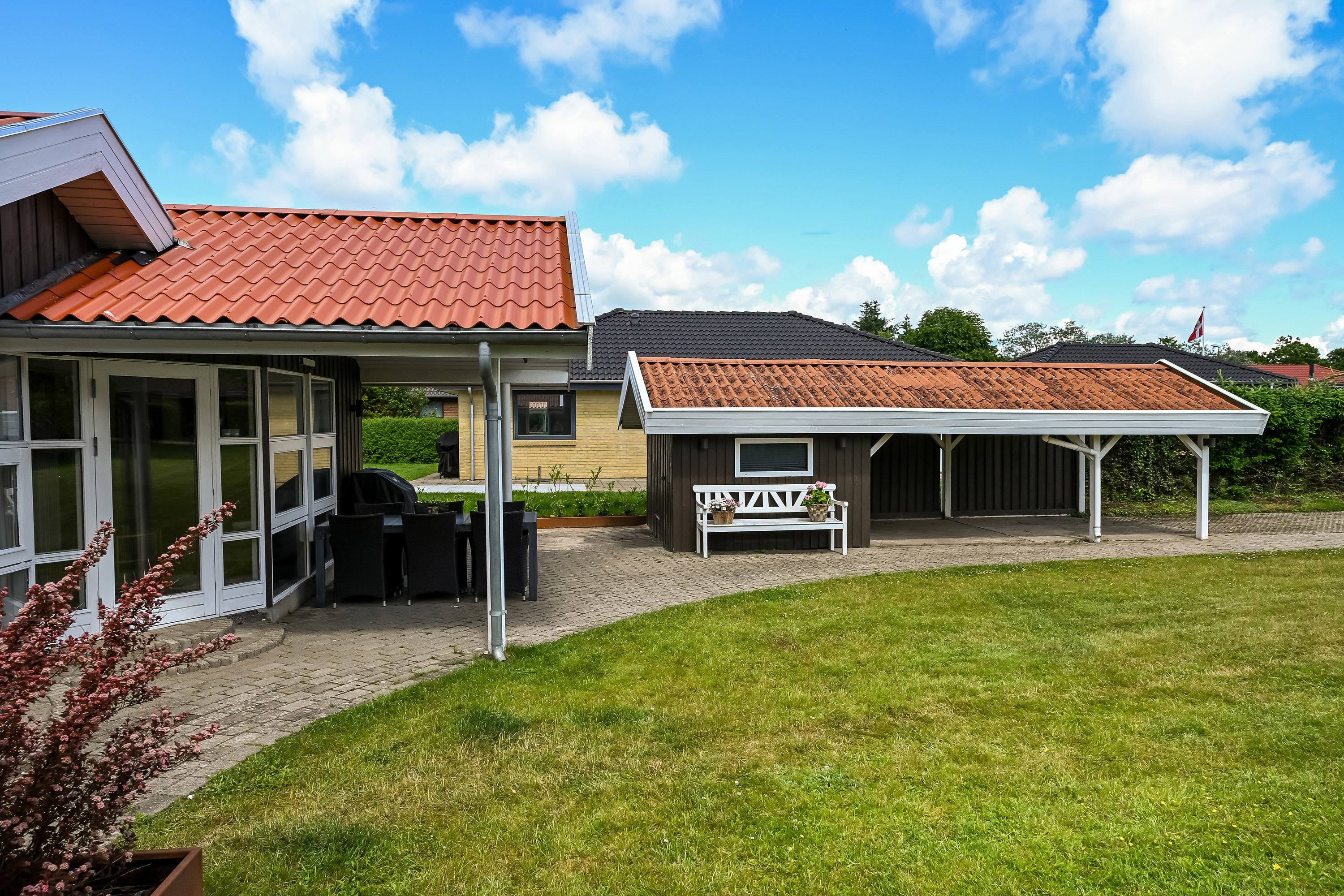 Fremhævet terrasse billede i fuldskærmstilstand. Billede af Ådalen 58, 6710 Esbjerg V