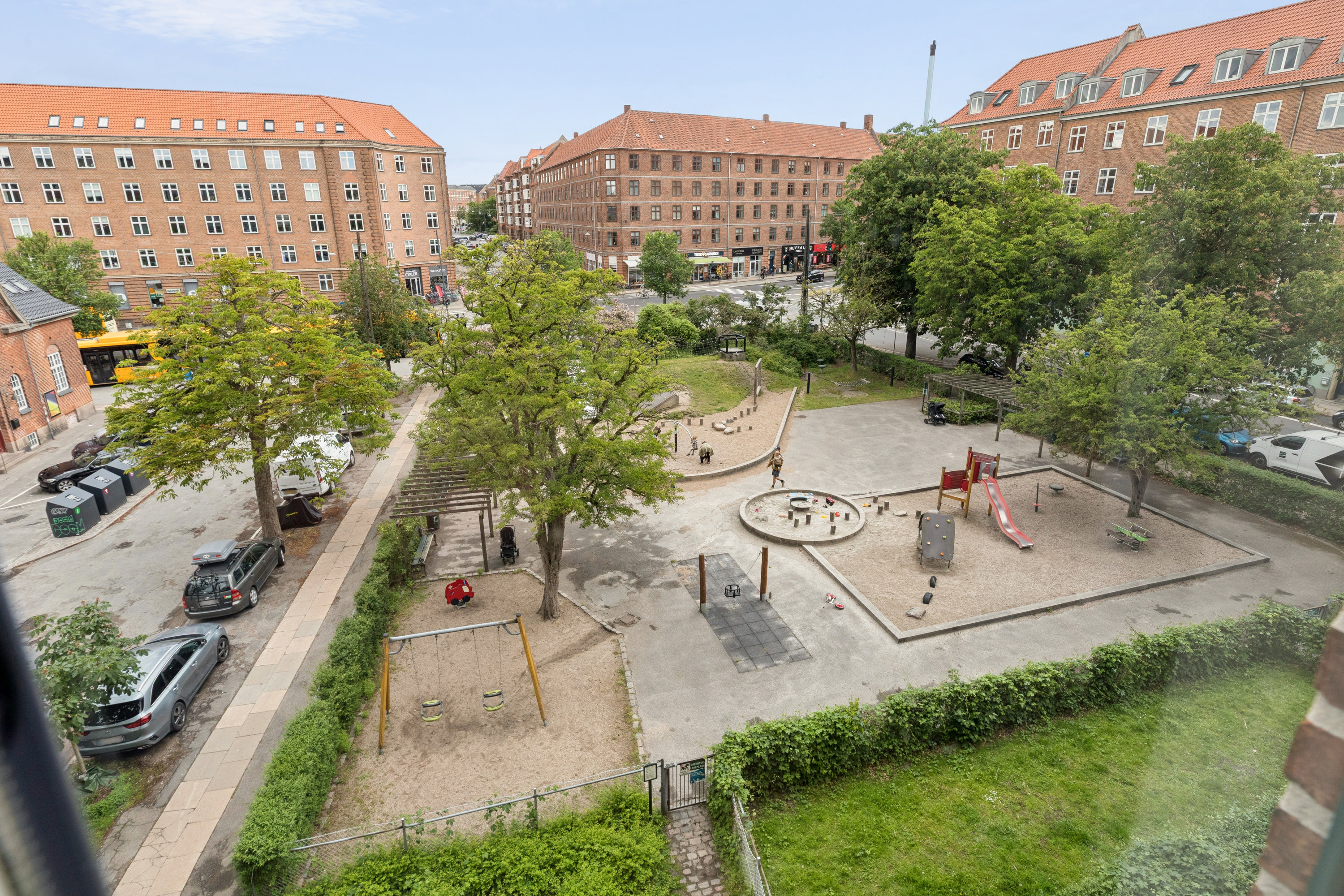 Fremhævet andet billede i fuldskærmstilstand. Billede af Vigerslev Allé 23, 3. th., 2500 Valby