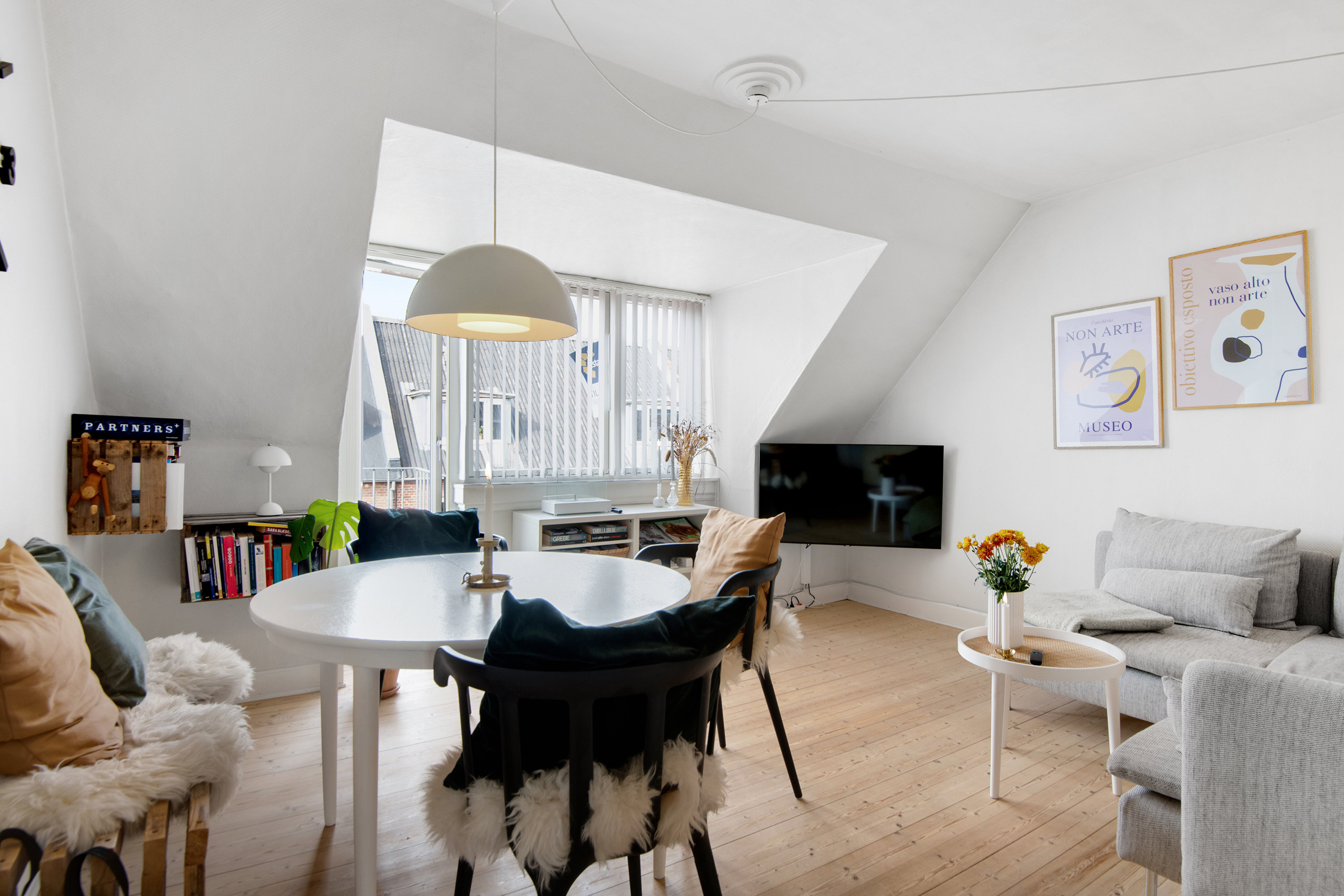 Fremhævet  billede i fuldskærmstilstand. Billede af Dybbølgade 4, 4. tv., 9000 Aalborg