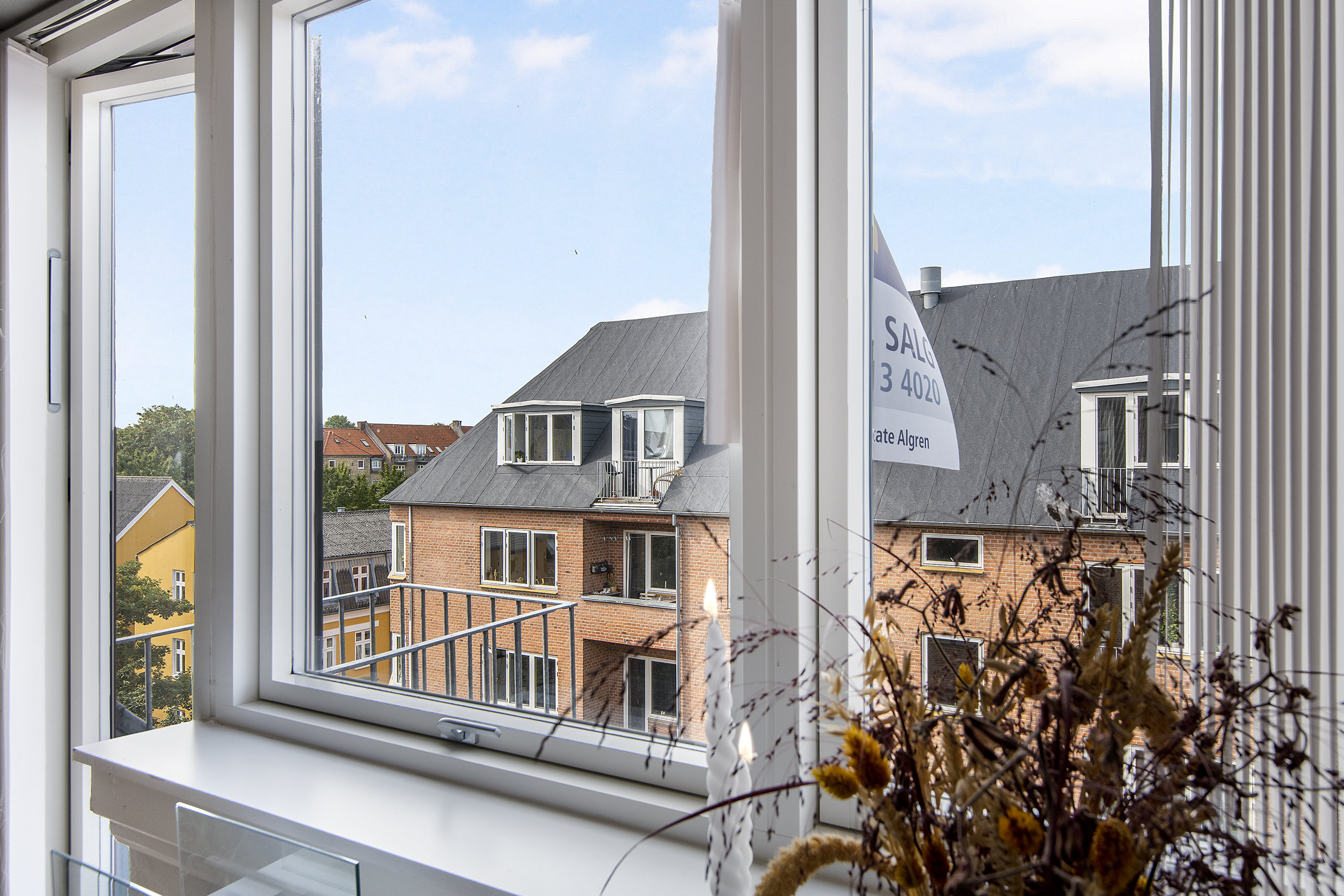 Fremhævet  billede i fuldskærmstilstand. Billede af Dybbølgade 4, 4. tv., 9000 Aalborg