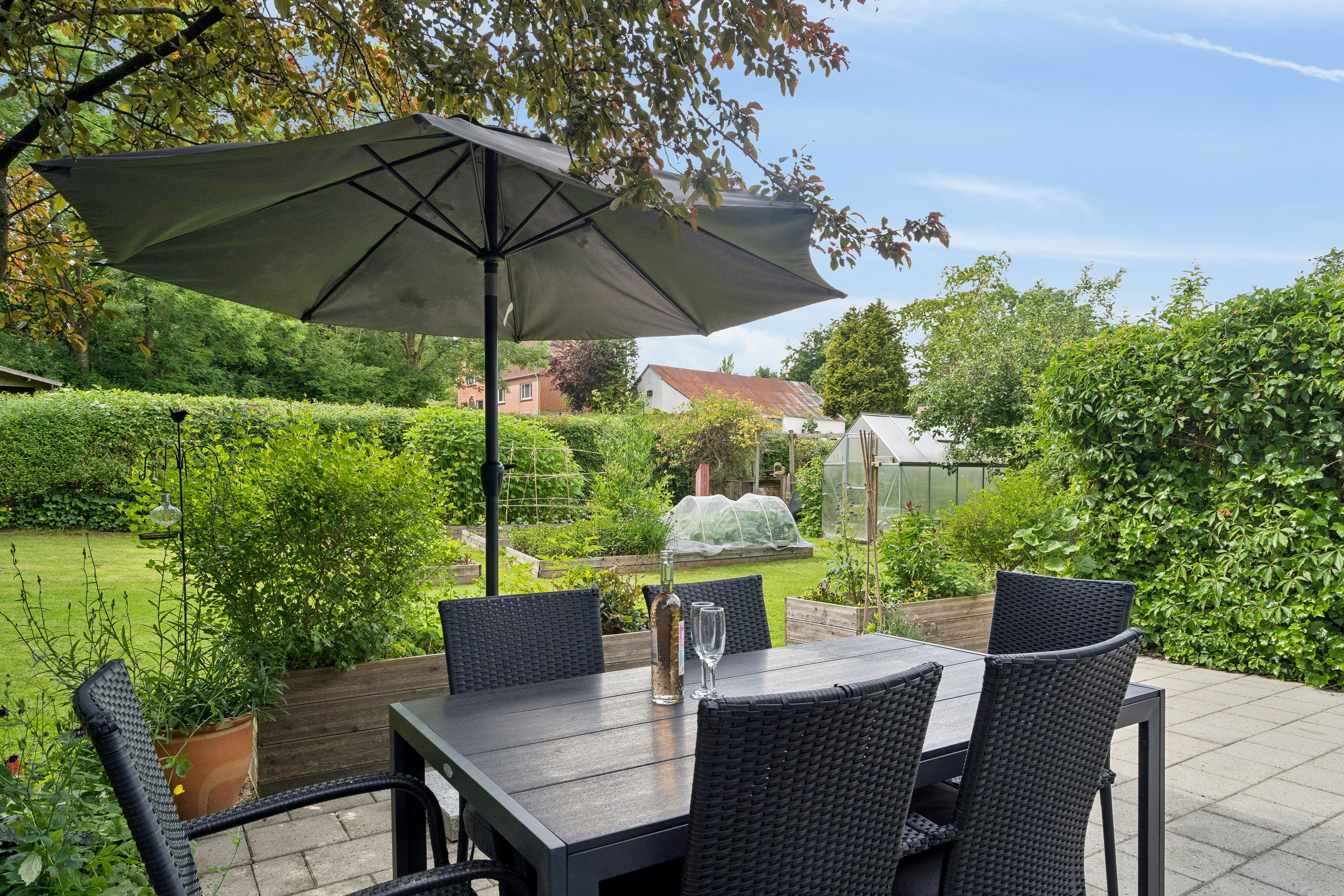 Fremhævet terrasse billede i fuldskærmstilstand. Billede af Brøndumvej 5, 9500 Hobro