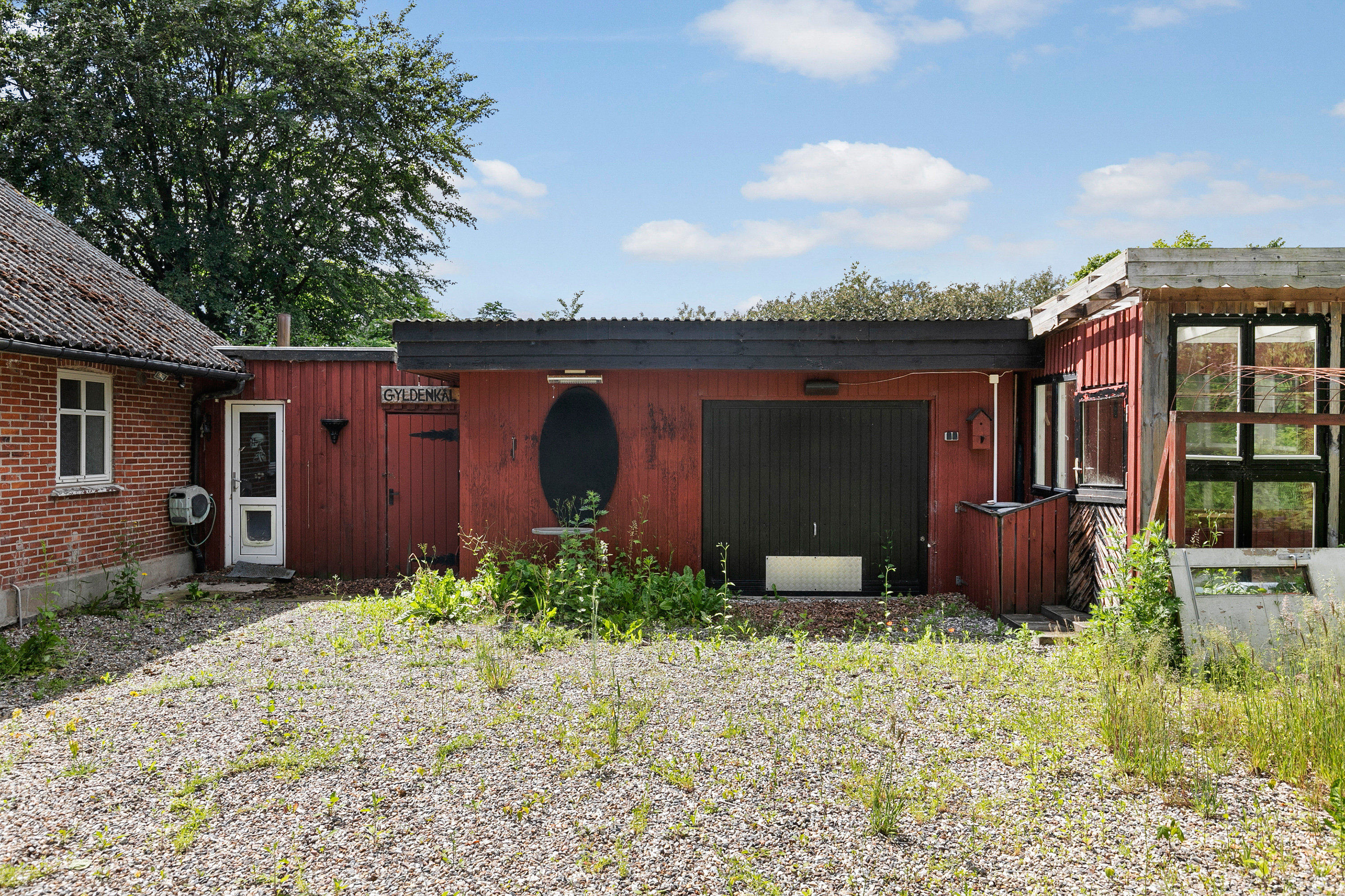 Fremhævet garage billede i fuldskærmstilstand. Billede af Korsholmvej 9, Korsholm, 9690 Fjerritslev