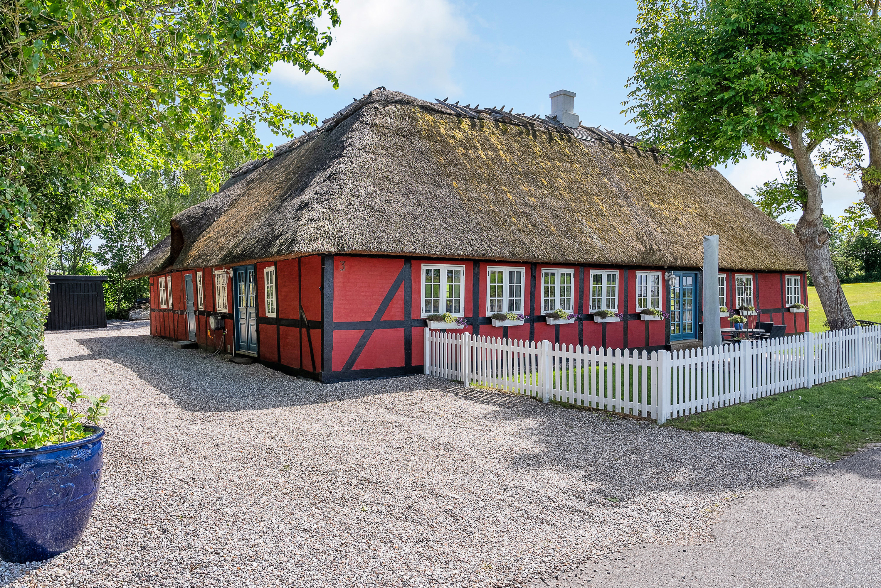 Fremhævet facade billede i fuldskærmstilstand. Billede af Dyndkrogvej 3, Bøjden, 5600 Faaborg