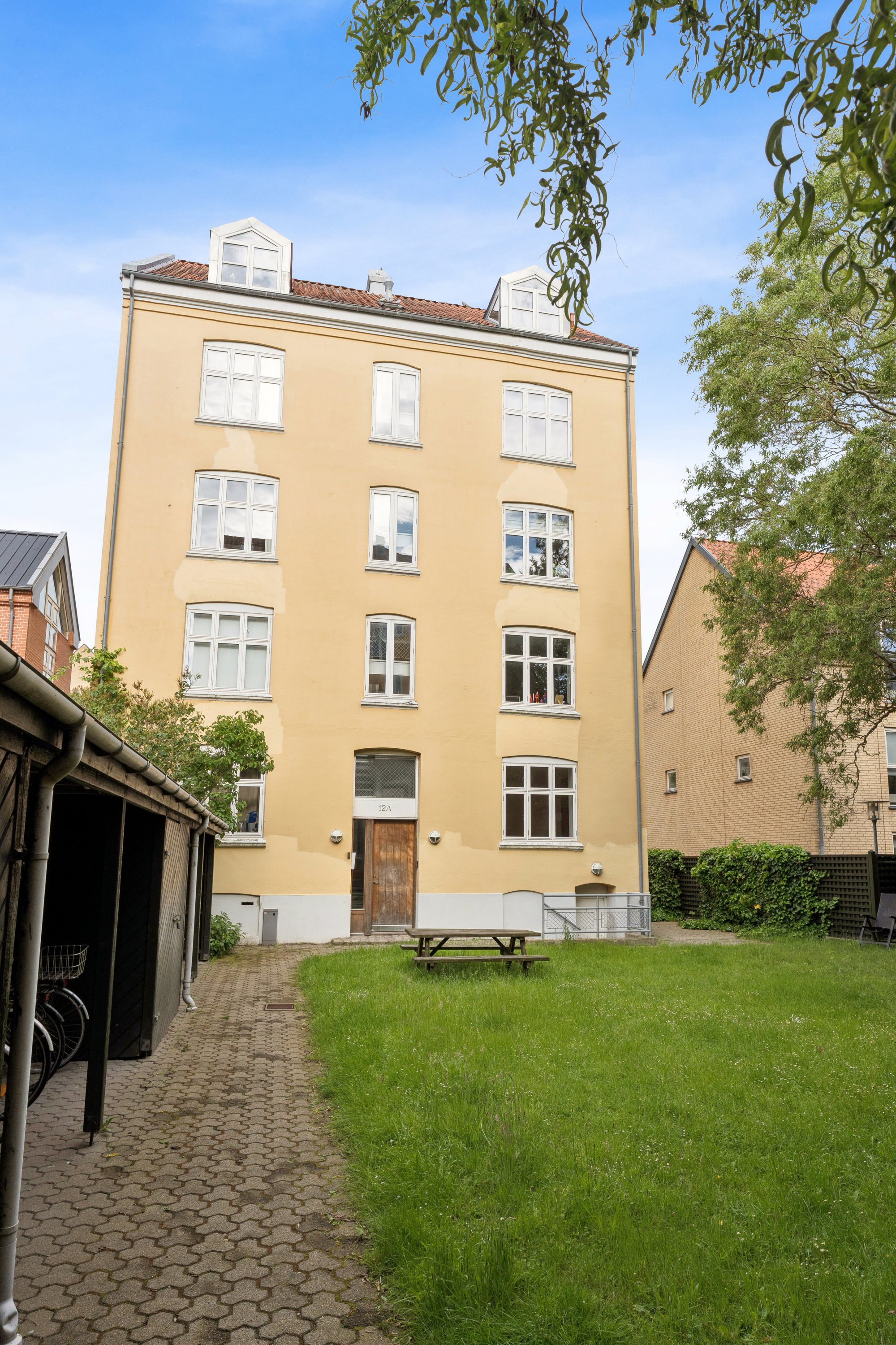 Fremhævet andet billede i fuldskærmstilstand. Billede af Niels Ebbesens Gade 12A, 2. tv., 9000 Aalborg