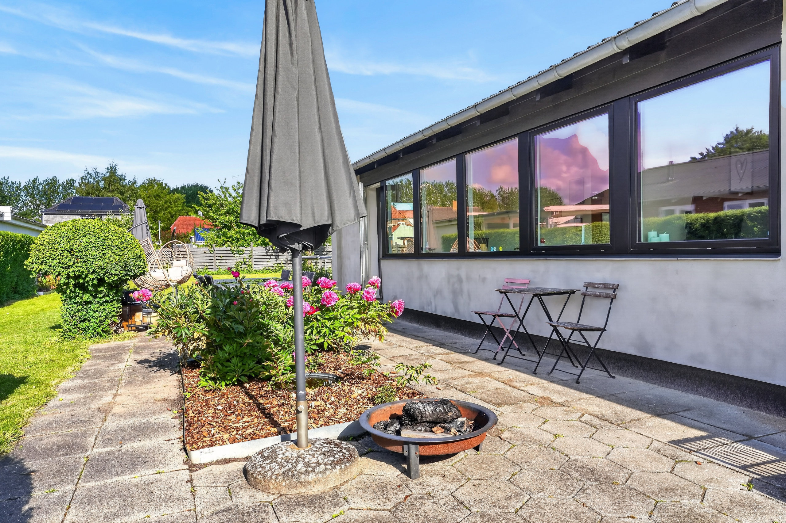 Fremhævet terrasse billede i fuldskærmstilstand. Billede af Gøgevænget 36, 4622 Havdrup