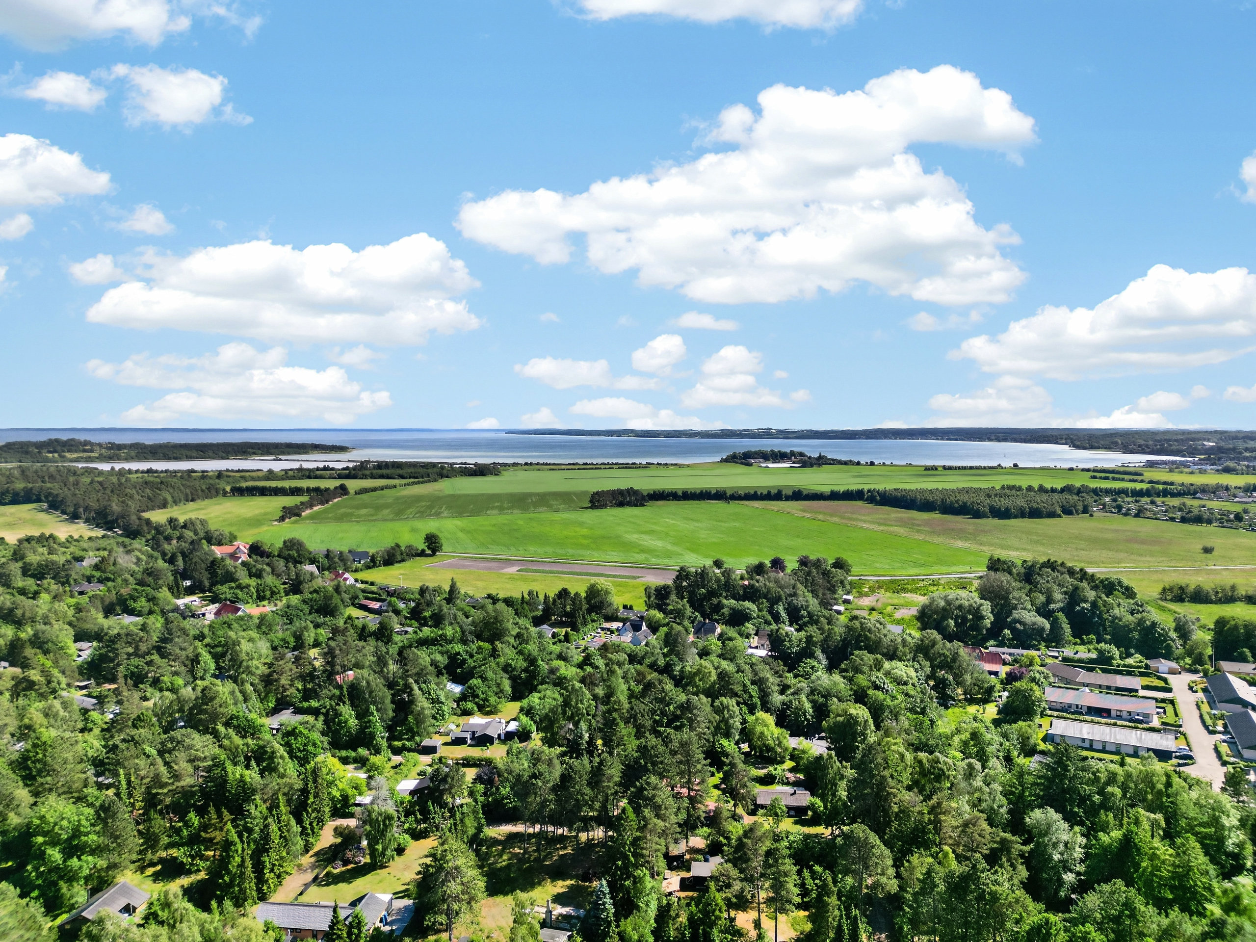 Fremhævet luftfoto billede i fuldskærmstilstand. Billede af Provisorvej 18, 4500 Nykøbing Sj