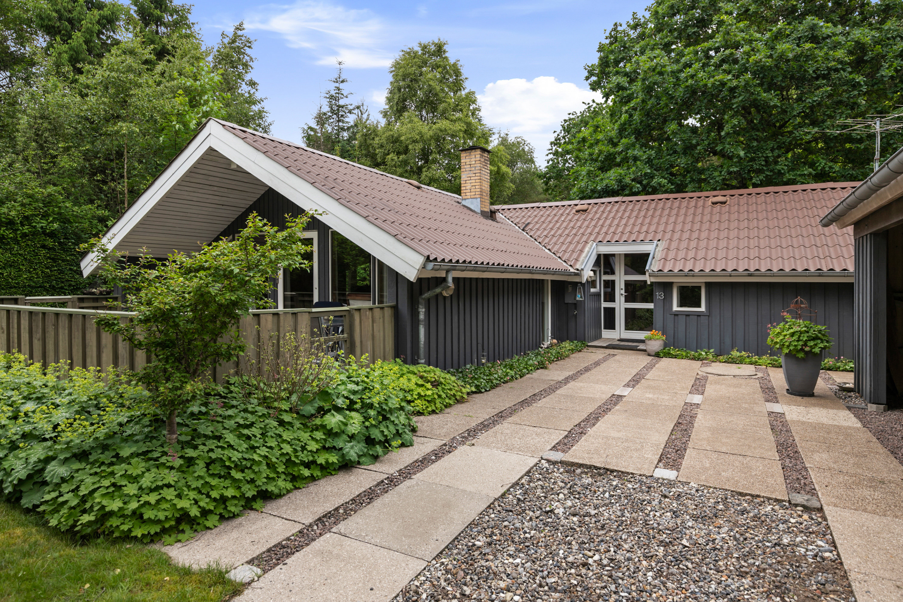 Fremhævet facade billede i fuldskærmstilstand. Billede af Oddervej 13, Krogen, 9460 Brovst
