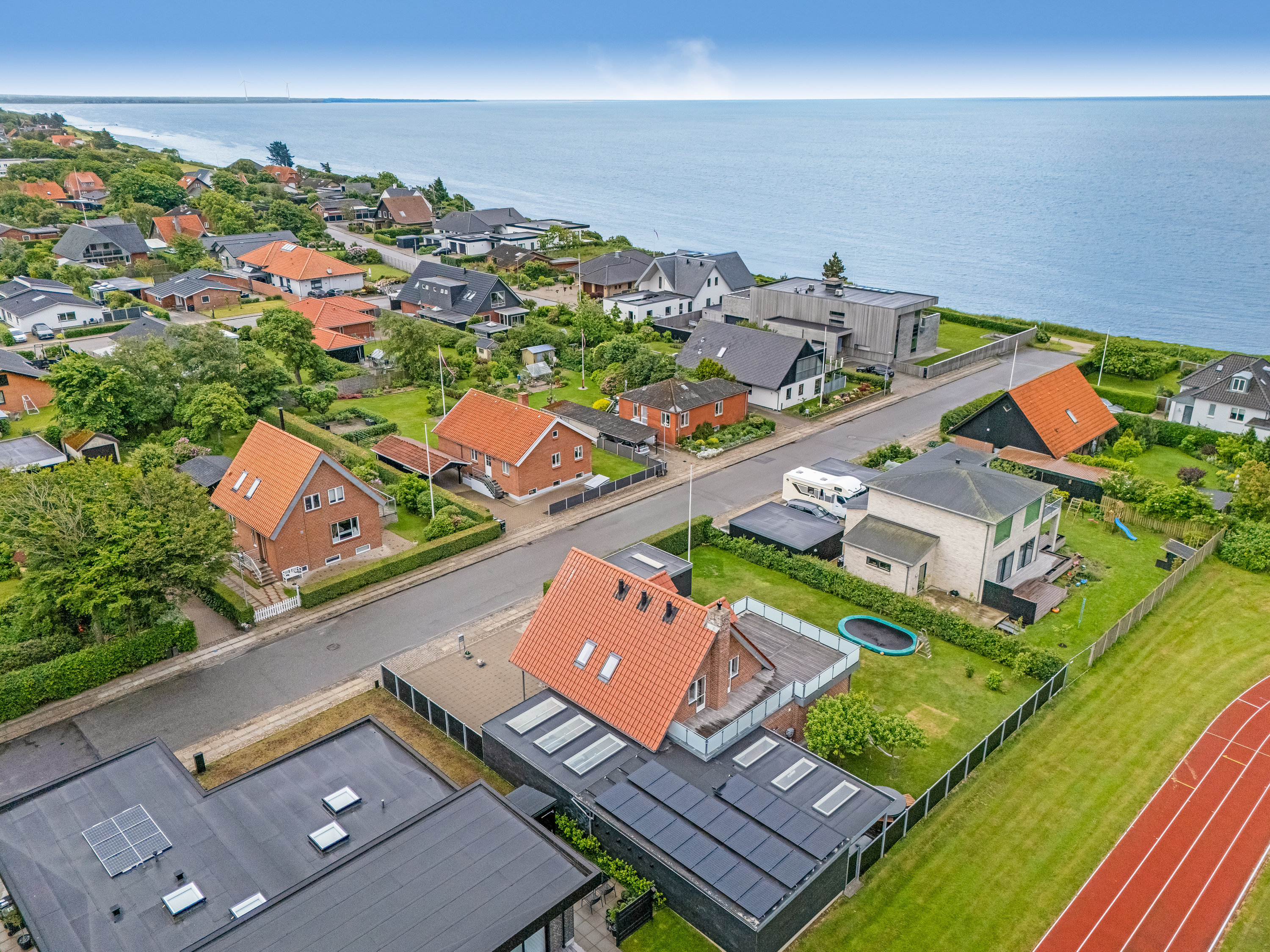 Fremhævet luftfoto billede i fuldskærmstilstand. Billede af Hvashøj 14, 6950 Ringkøbing