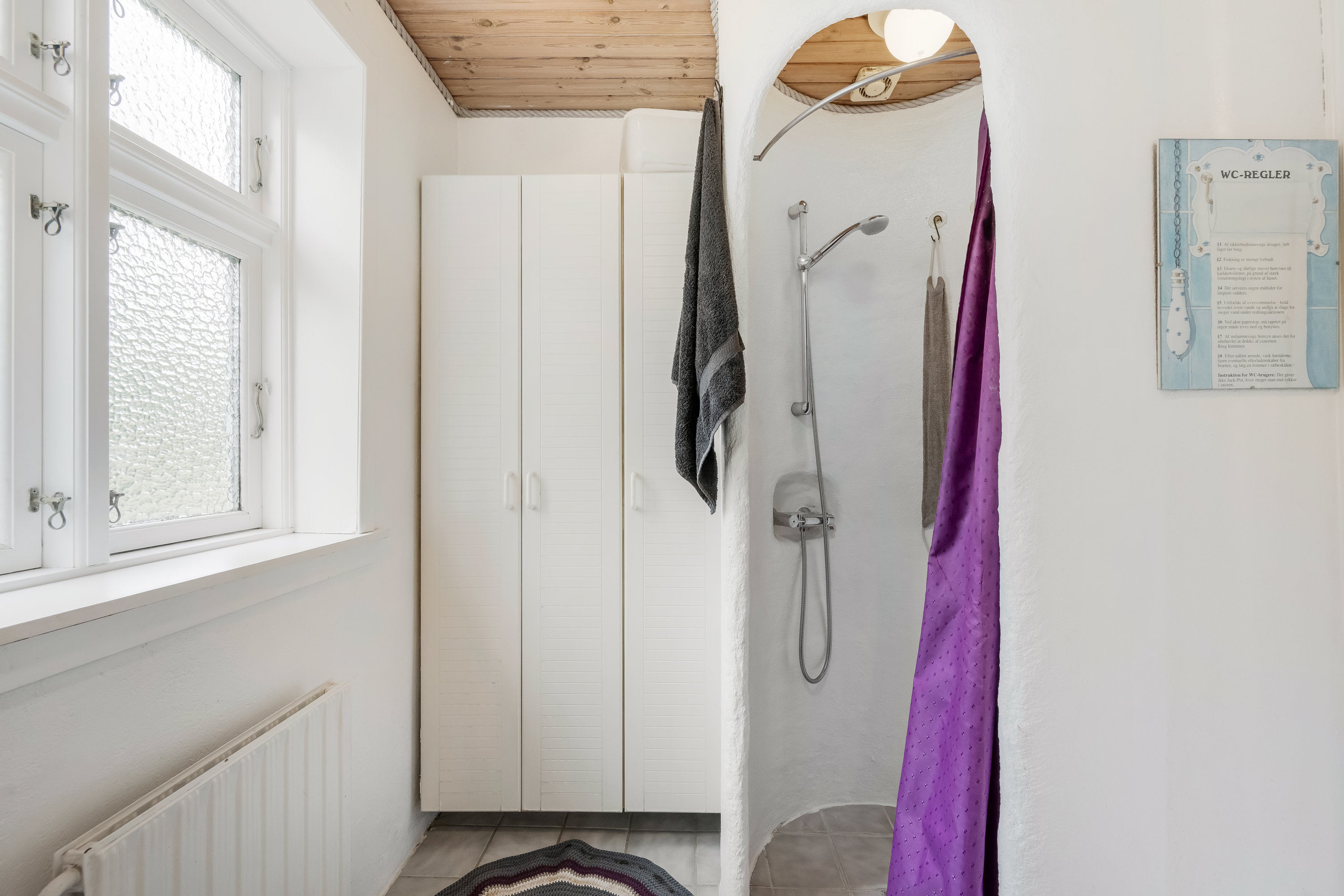 Fremhævet badeværelse billede i fuldskærmstilstand. Billede af Røgindvej 3, 6950 Ringkøbing