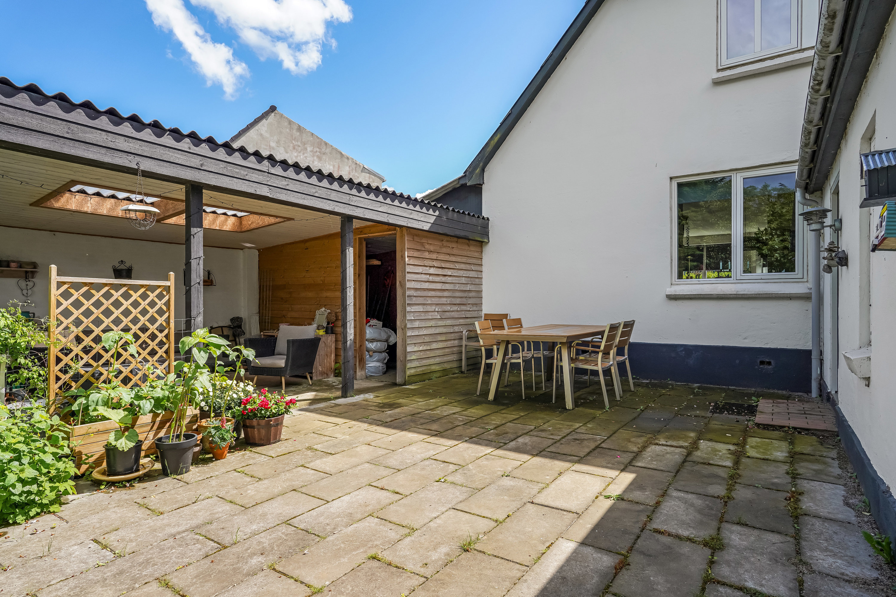 Fremhævet terrasse billede i fuldskærmstilstand. Billede af Vejlevej 5, Ølholm, 7160 Tørring