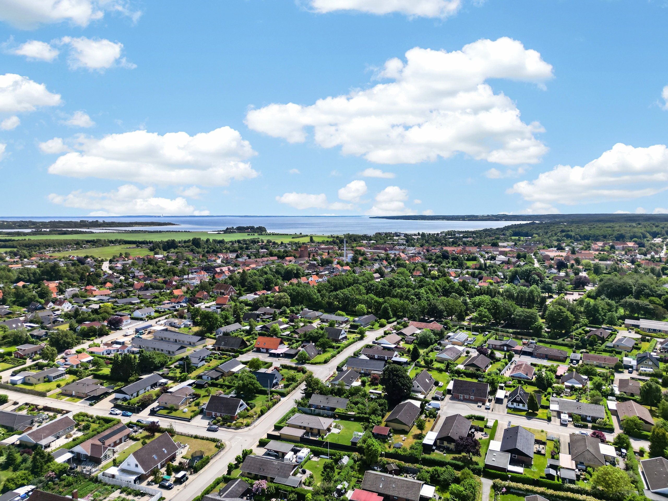 Fremhævet luftfoto billede i fuldskærmstilstand. Billede af Digtervænget 3, 4500 Nykøbing Sj