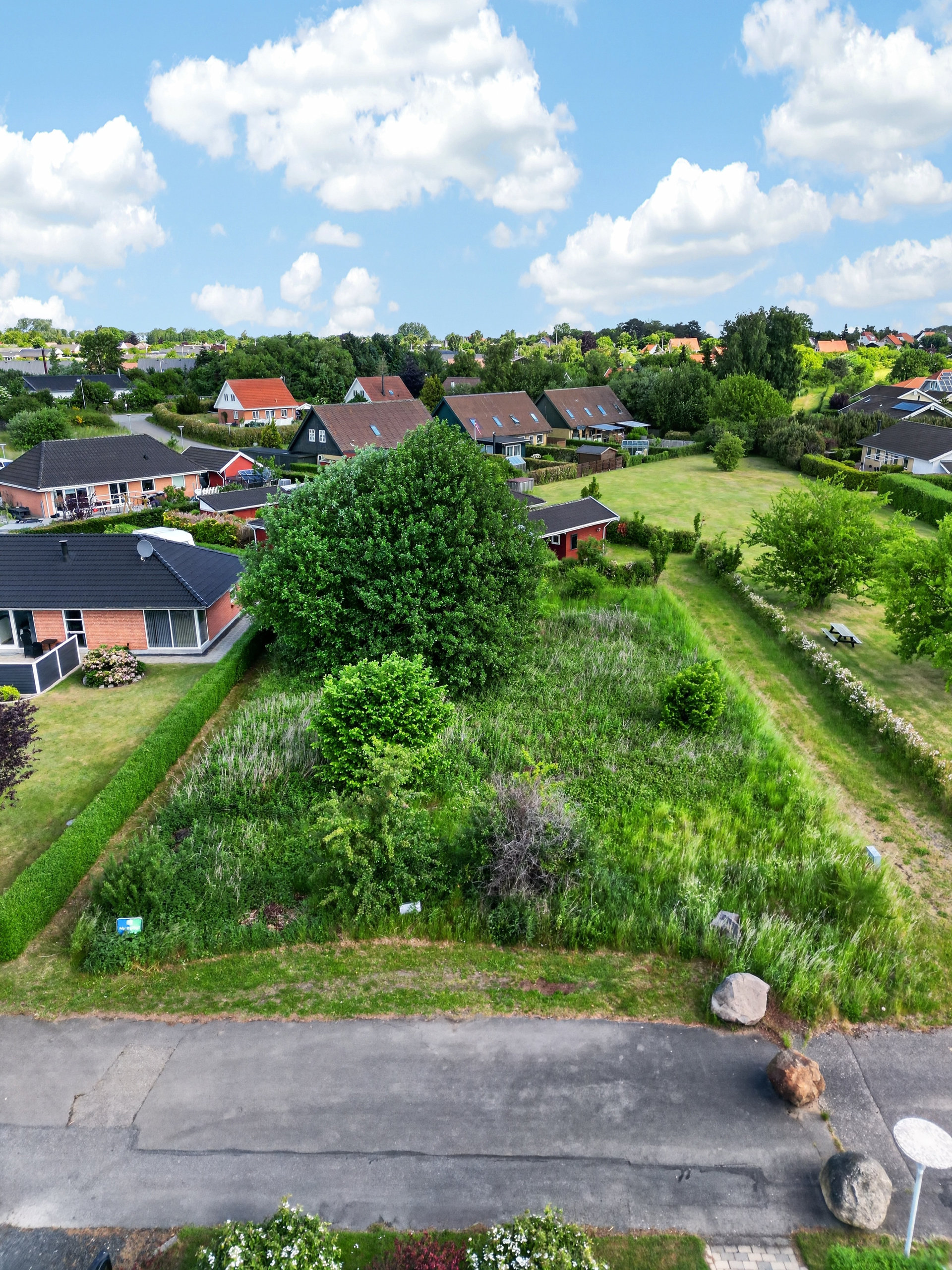 Fremhævet luftfoto billede i fuldskærmstilstand. Billede af Ericalyngen 8, 4573 Højby