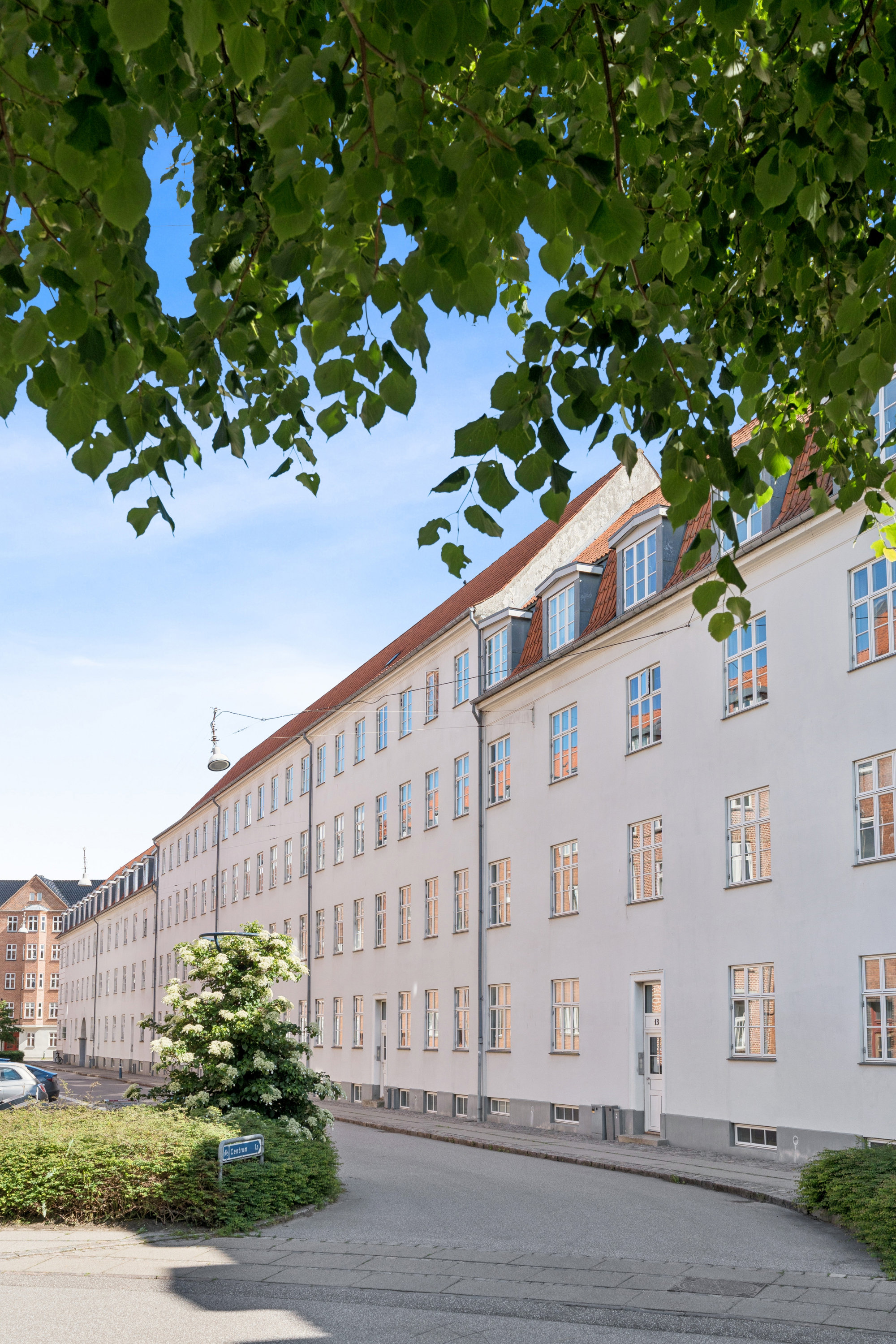 Fremhævet andet billede i fuldskærmstilstand. Billede af Islandsgade 13, 2. th., 9000 Aalborg