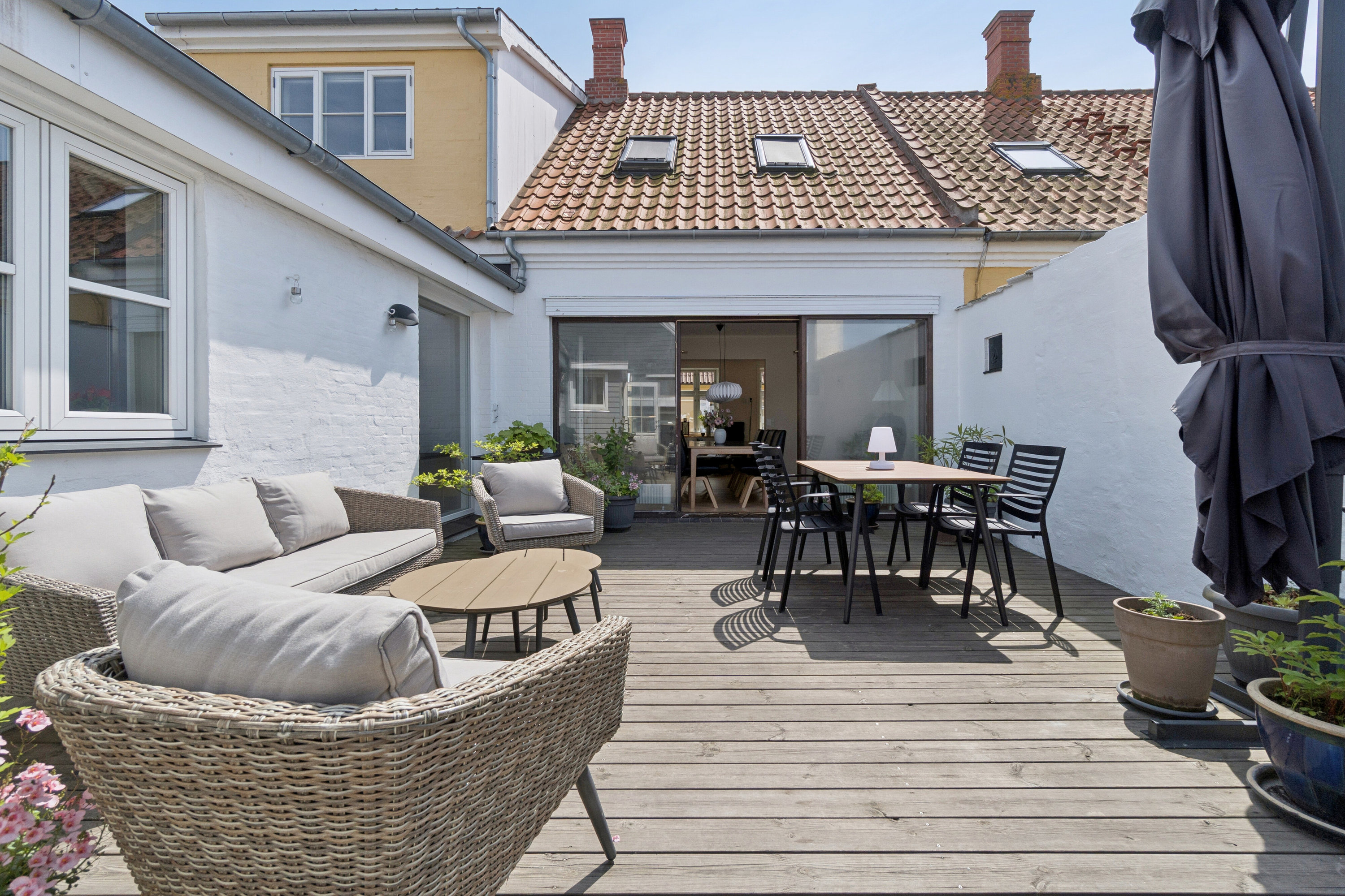 Fremhævet terrasse billede i fuldskærmstilstand. Billede af Fru Krabbes Vej 1, Rønne, 3700 Rønne