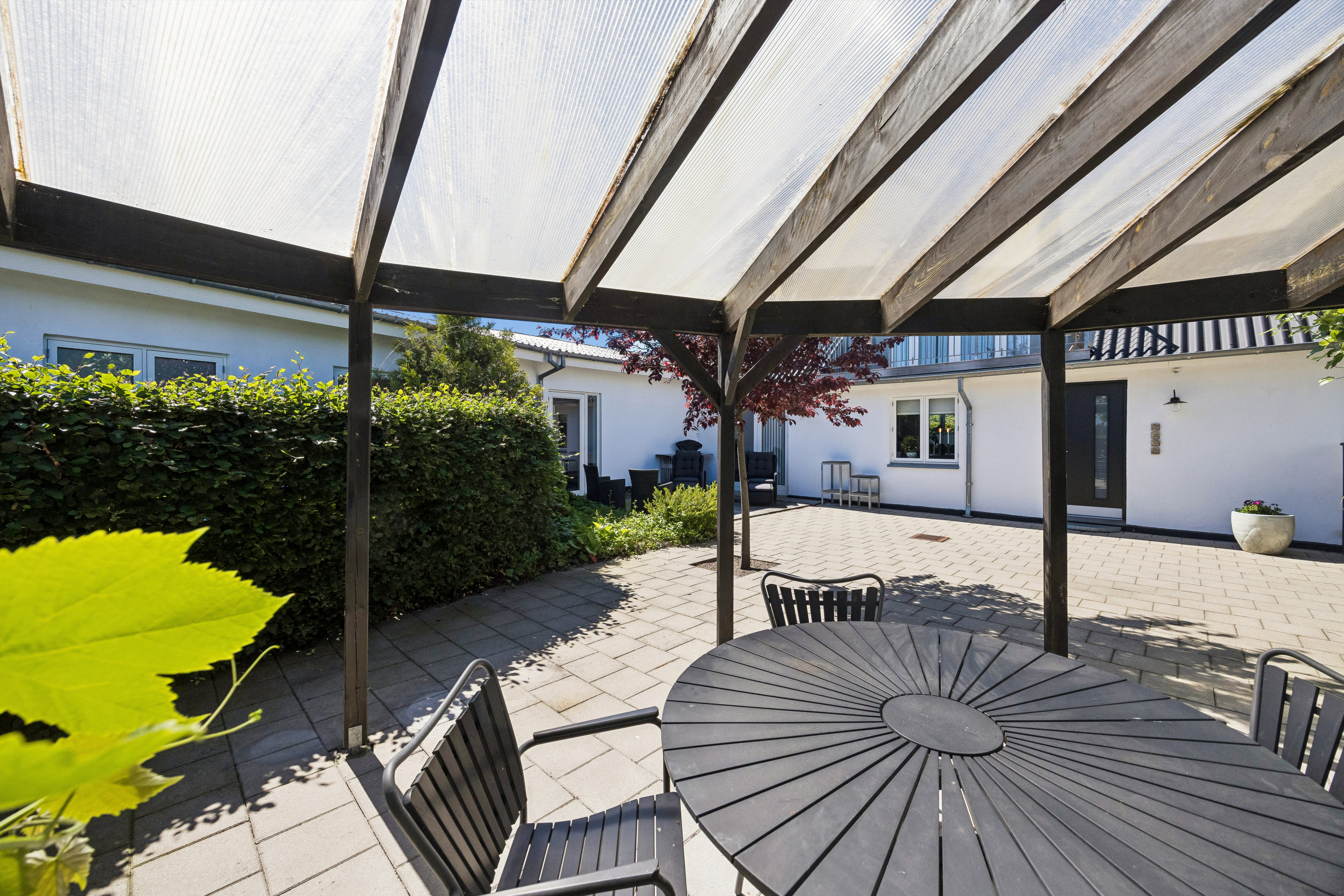Fremhævet terrasse billede i fuldskærmstilstand. Billede af Gl. Landevej 136, Ryaa, 9440 Aabybro