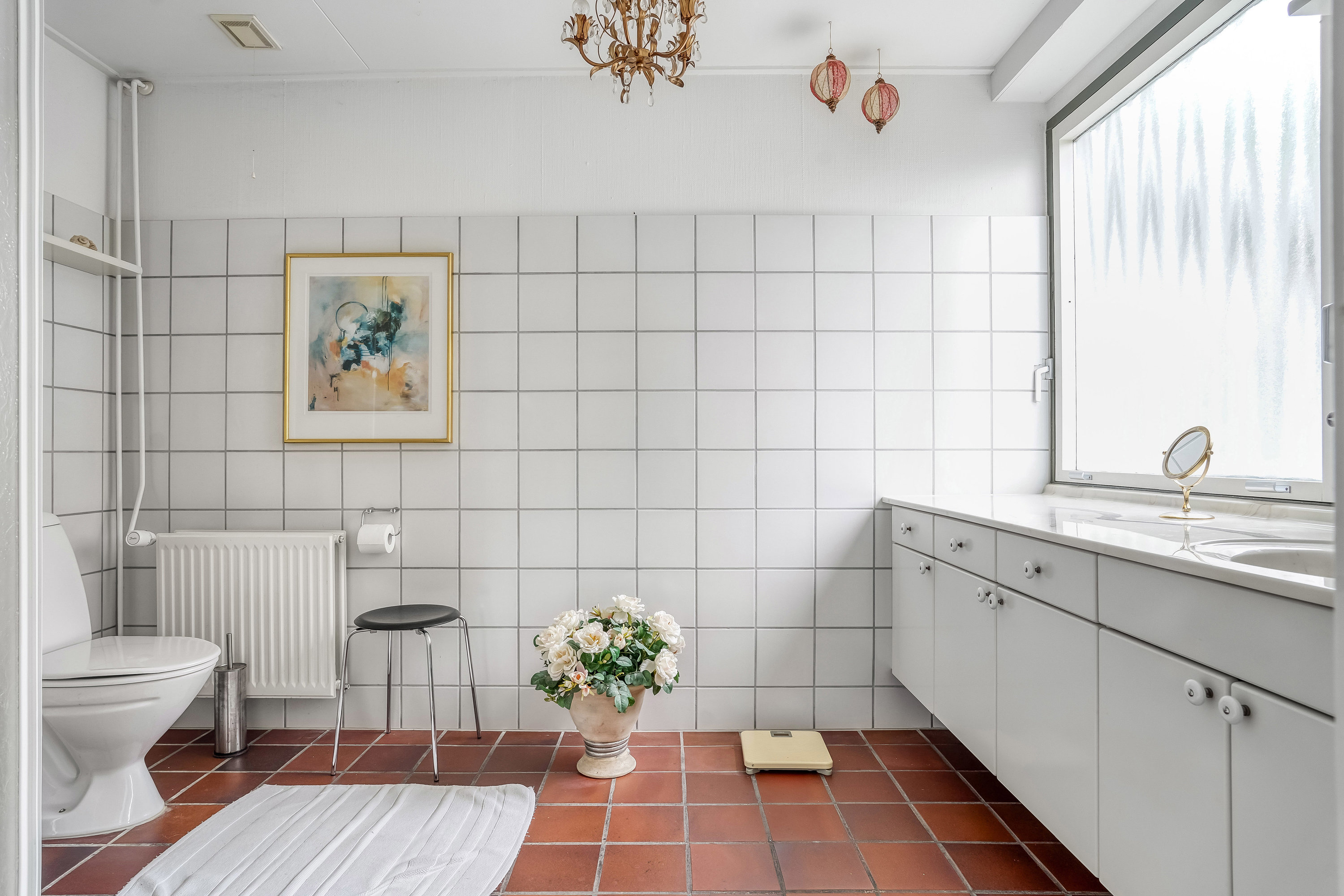 Fremhævet toilet billede i fuldskærmstilstand. Billede af Carl Nielsens Vej 6, Strib, 5500 Middelfart