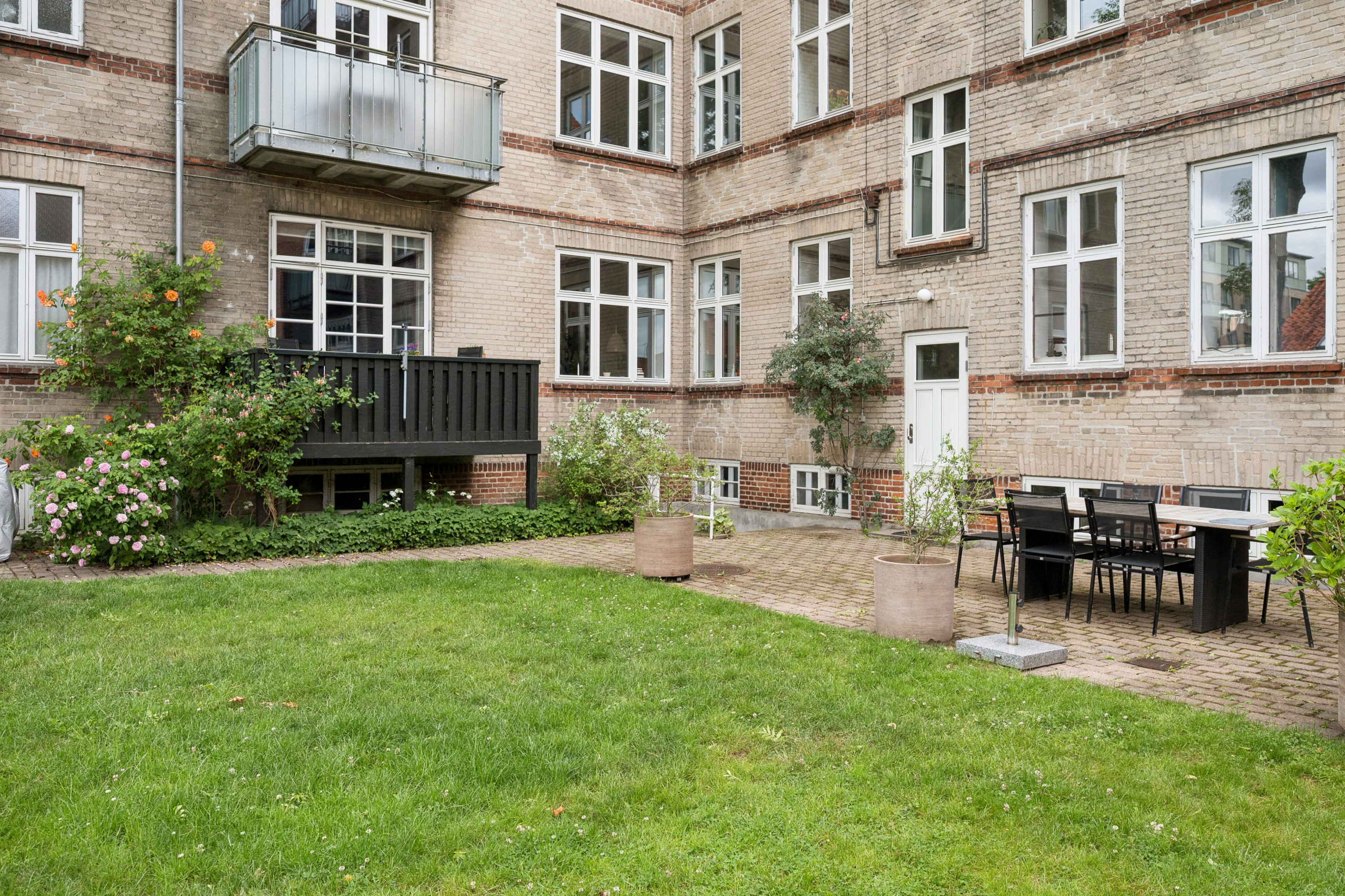 Fremhævet andet billede i fuldskærmstilstand. Billede af Stockflethsvej 11, 1. tv., 2000 Frederiksberg