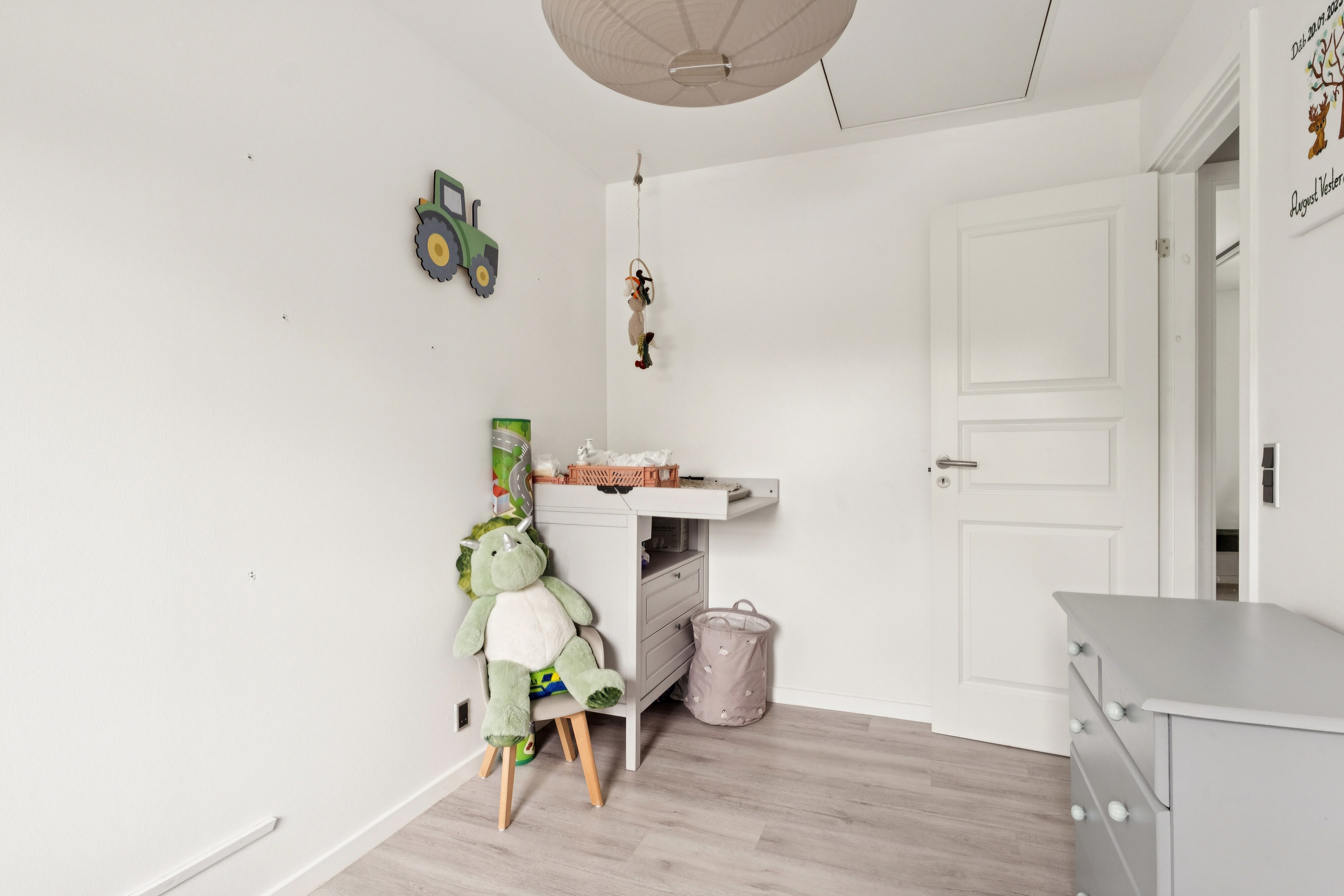 Fremhævet værelse billede i fuldskærmstilstand. Billede af Dybsøvejen 5, 4750 Lundby