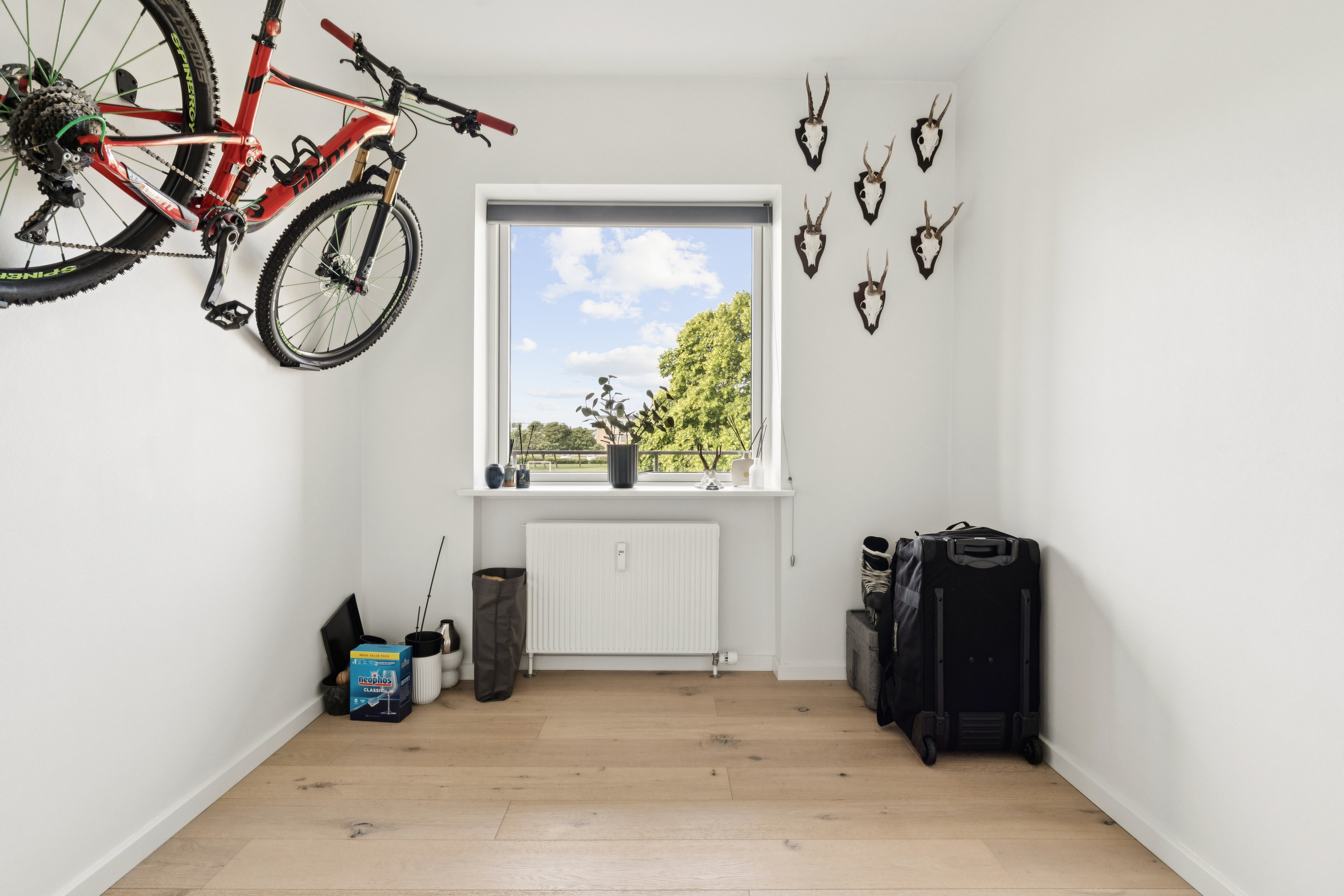 Fremhævet værelse billede i fuldskærmstilstand. Billede af Rosengården 20, 1. th., 9200 Aalborg SV