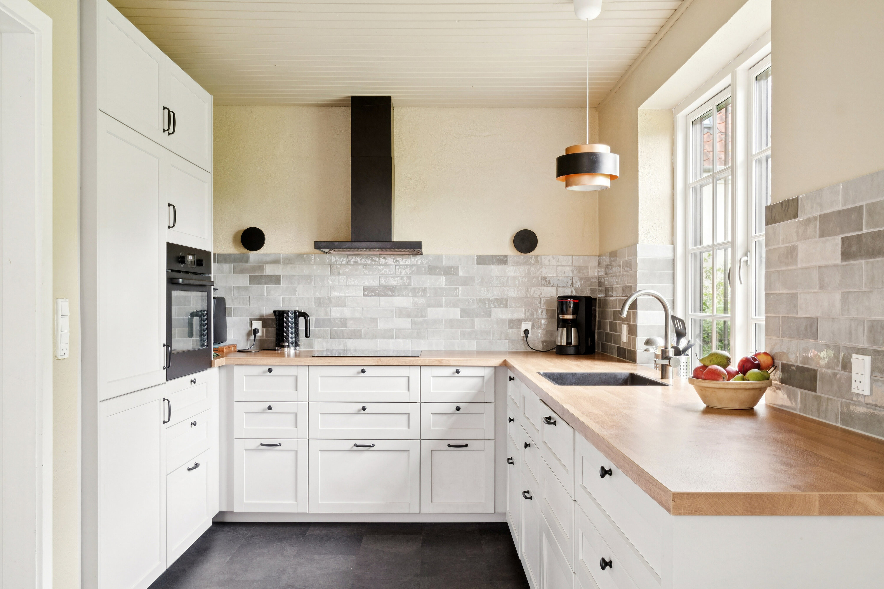 Kastanievej 24, 8260 Viby J